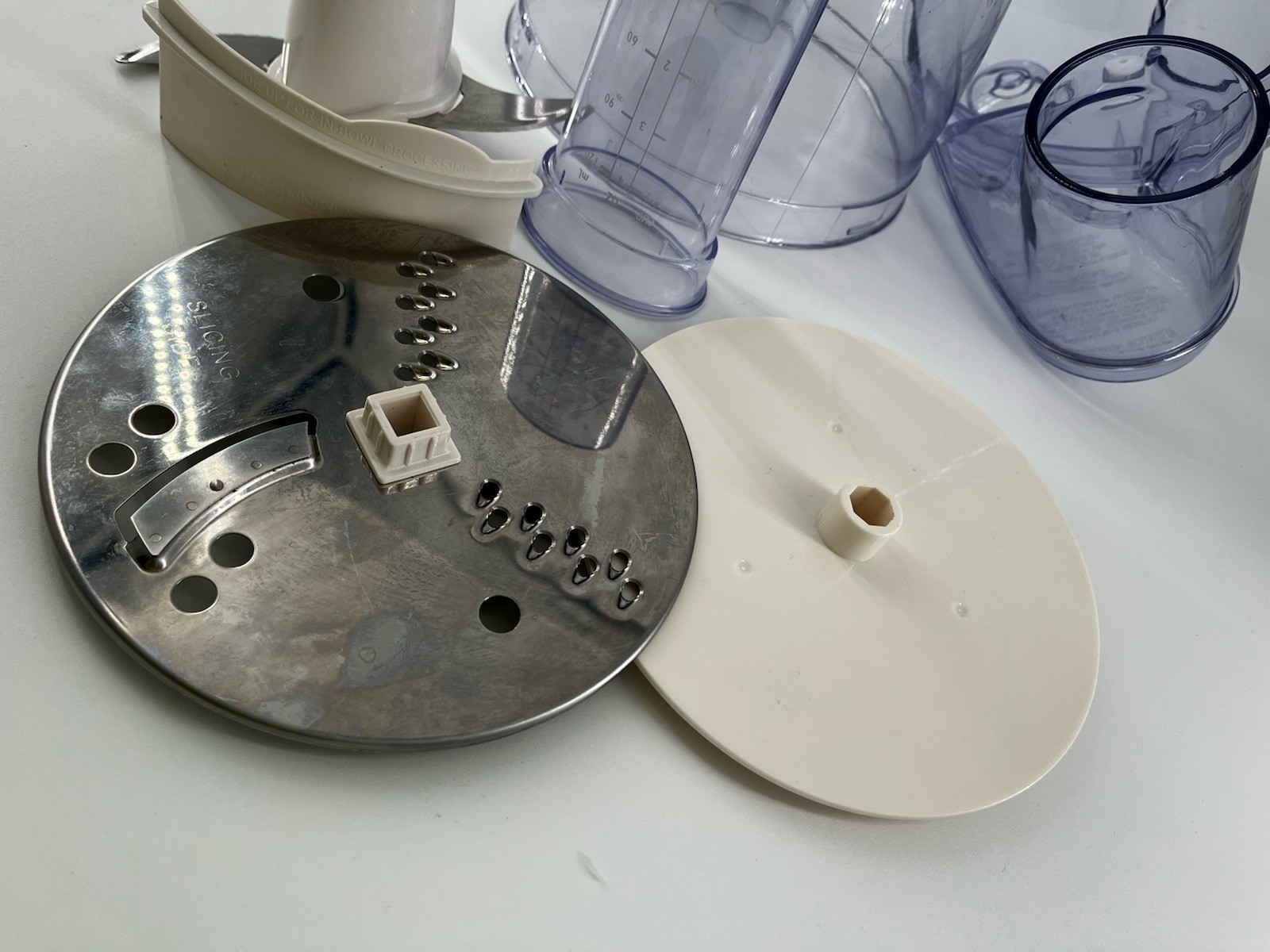 Hamilton Beach PrepStar Food Processor 70560R Bowl, Lid, pusher, Blade, Disc