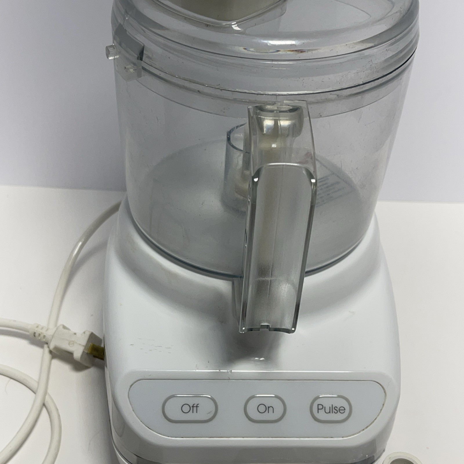 Kitchen Aid Model # KFP710WH1 Food Processor w/ 2 Attachments