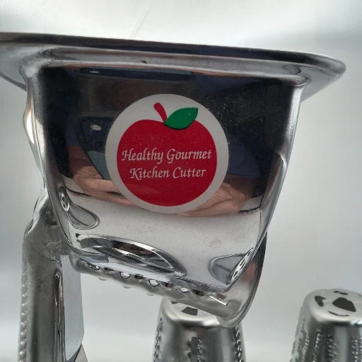 King Kutter Healthy Gourmet Kitchen Cutter Food Processor w/ 5 Cones EUC