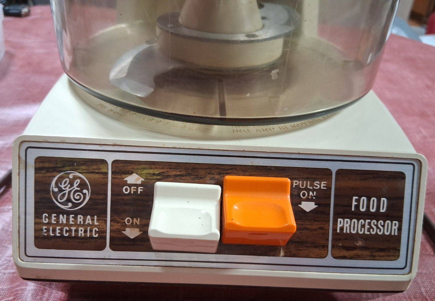 Vintage GE FOOD PROCESSOR / SLICER D1-4200 360W Made in USA