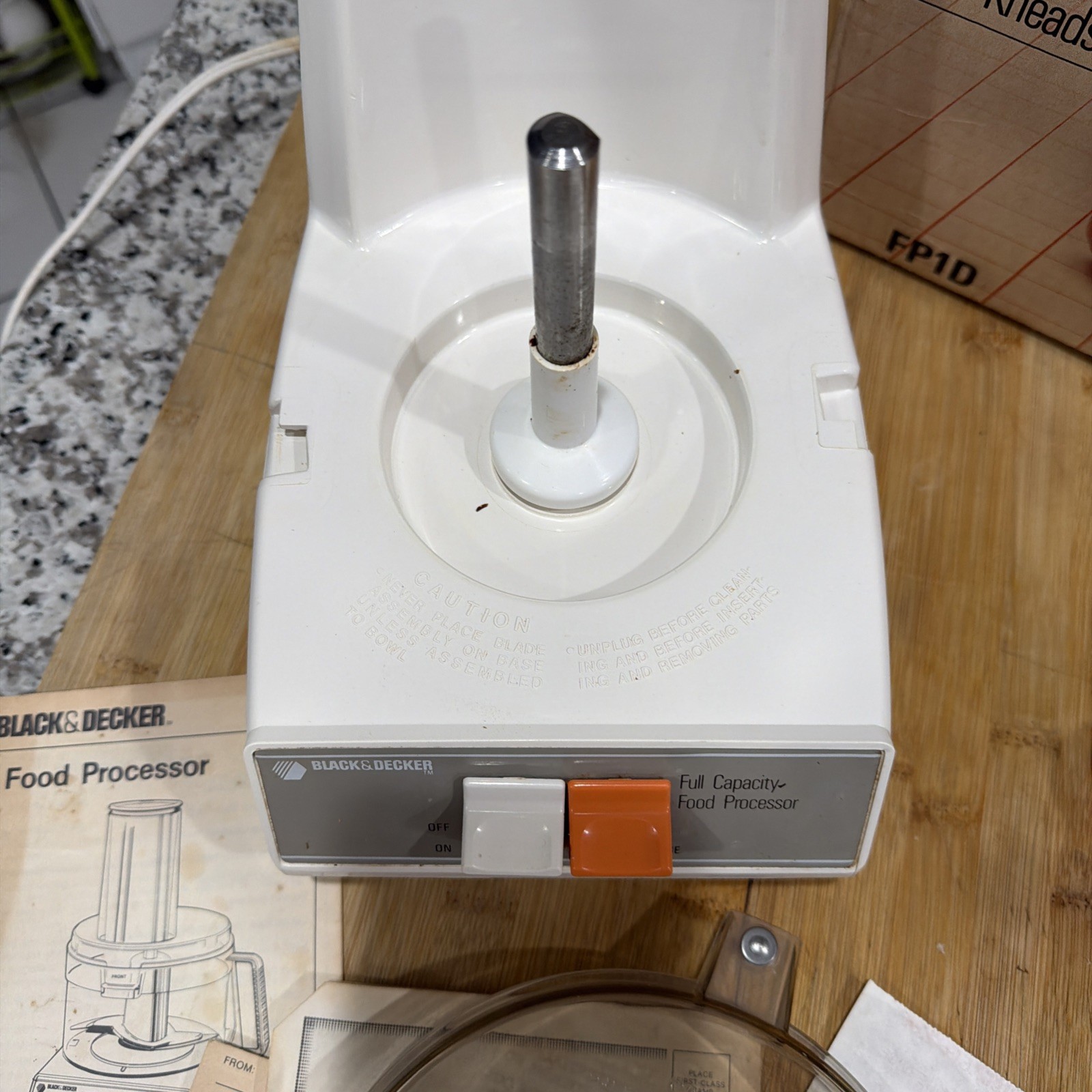 Vintage Black & Decker Food Processor D1FP1D Full Capacity Book & Accessories *
