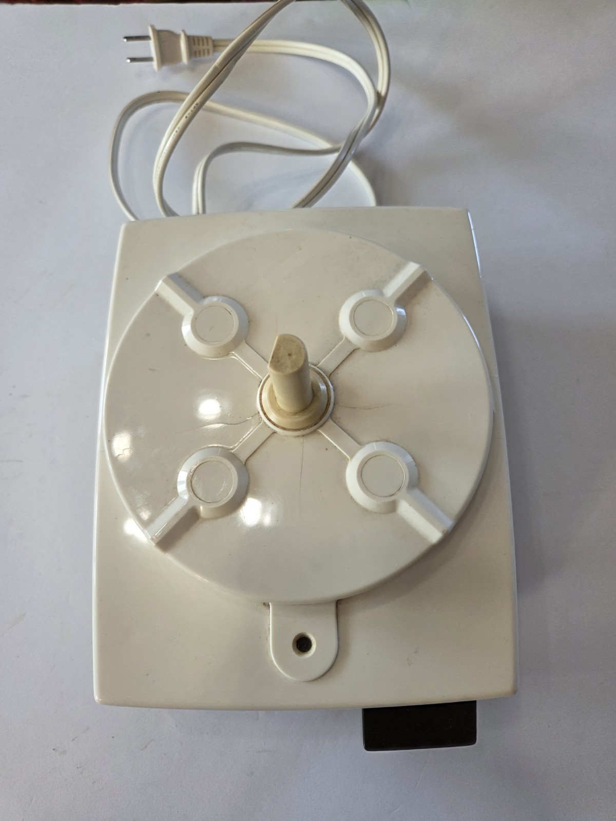 Vintage Ciisinart DLC-10E Motor Base Unit Working