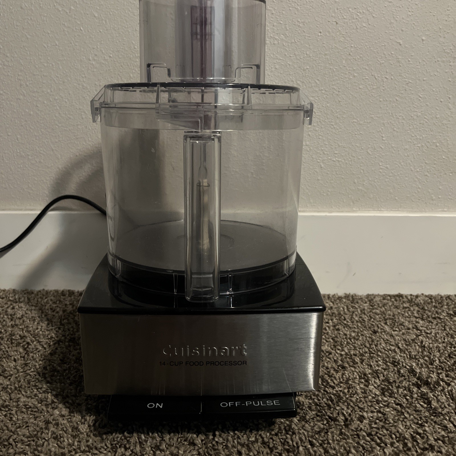 Cuisinart Custom 14 14-Cup Food Processor – Brushed Stainless Broken Spindle