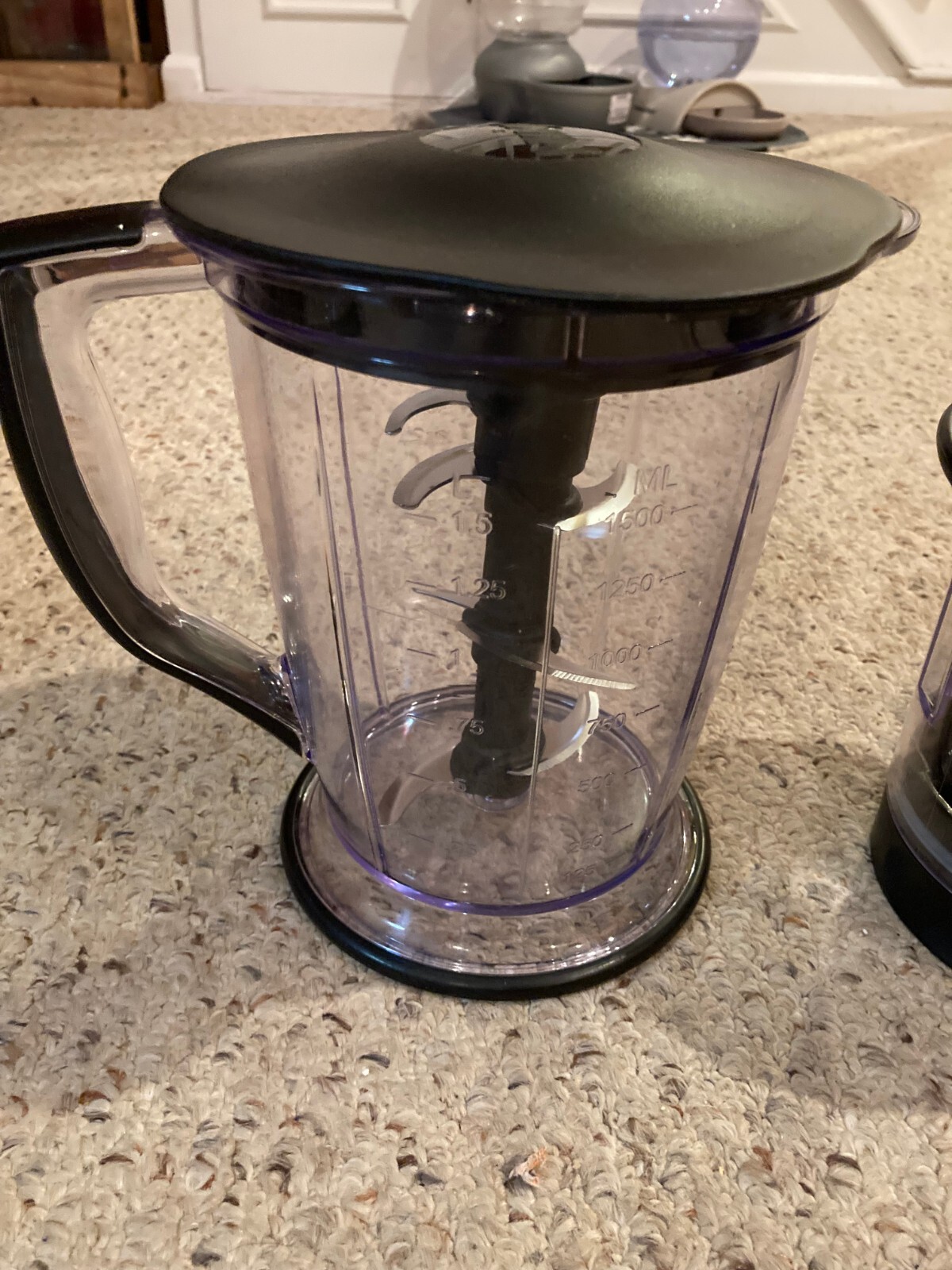 Ninja QB1004 Blender/Food Processor w/450 Watt Base 2-5-6 Cup Pitchers w/Blades