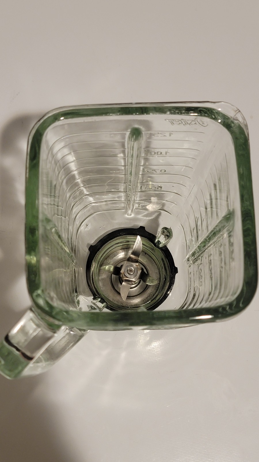 Oster Regency Kitchen Blender Glass Pitcher Jar 5 Cup w/ Blade & Lid Clean