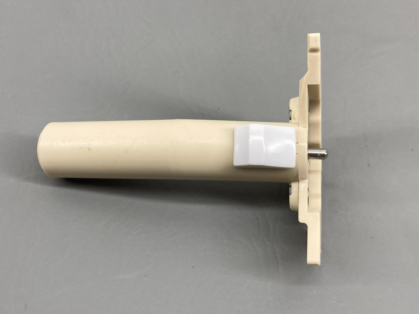 Cuisinart Food Processor DLC-10 Stem Adapter
