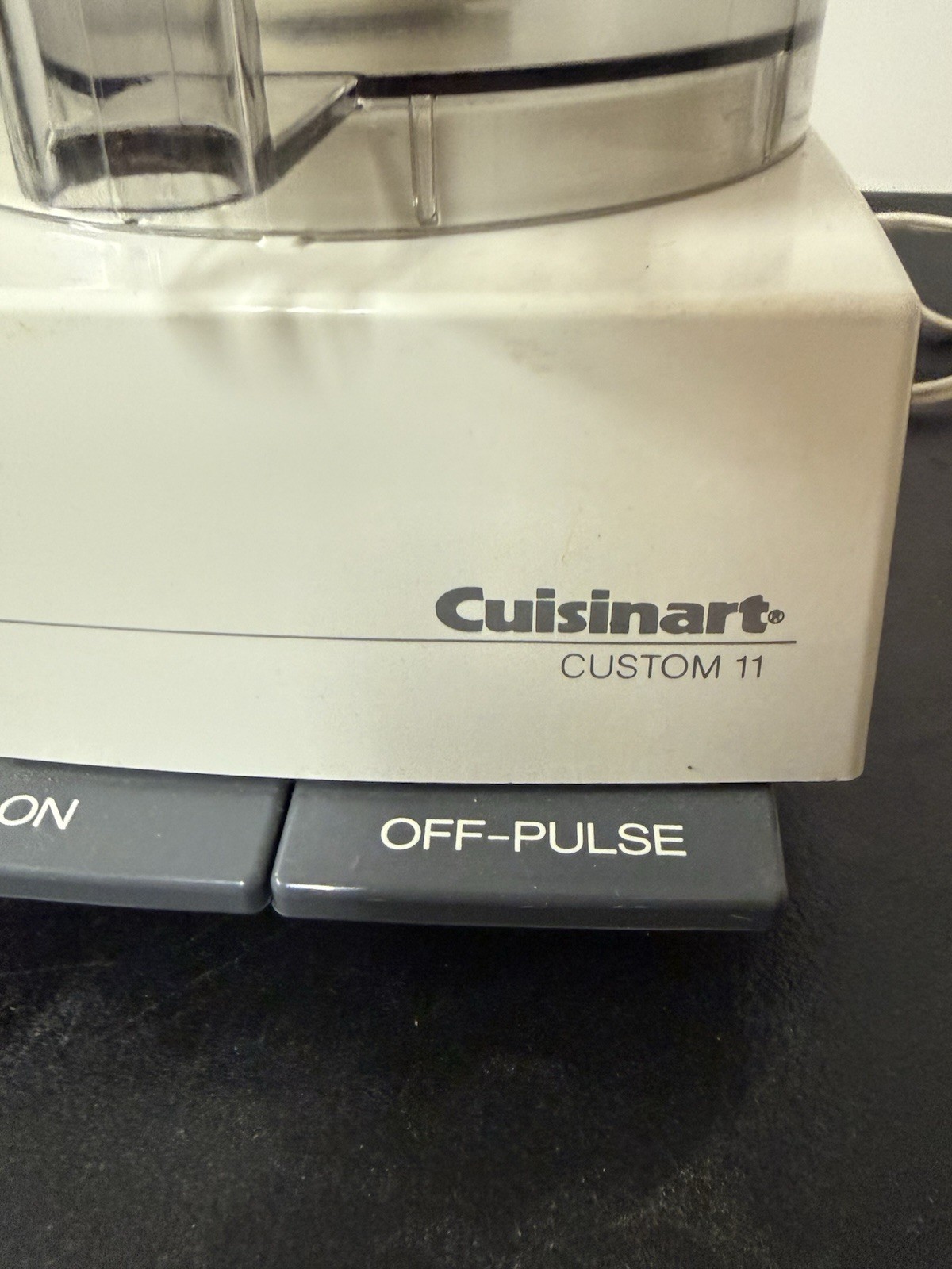 Cuisinart Custom 11-Cup Food Processor DLC-8M Made In Japan