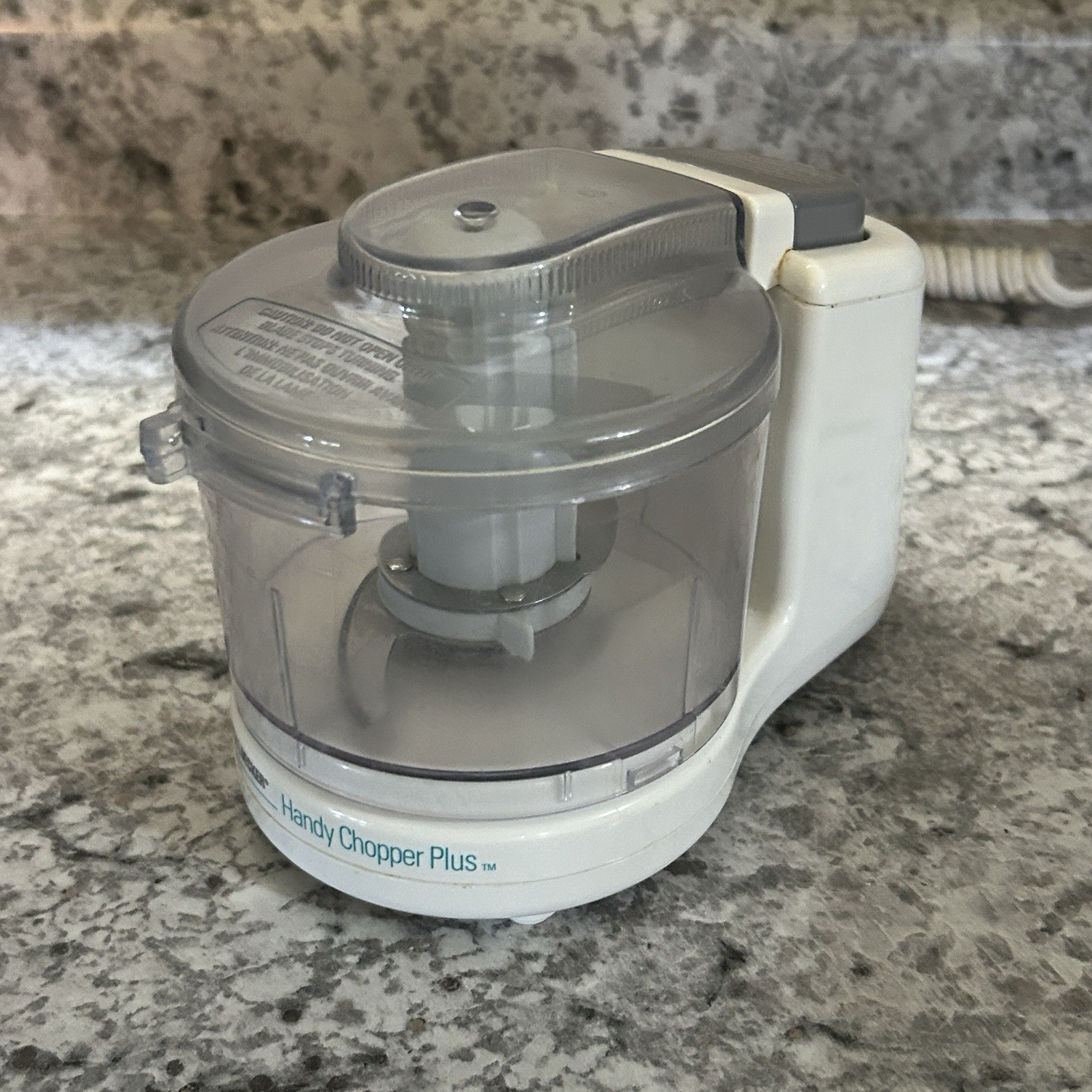 Black & Decker Handy Chopper Plus HC3000 White Countertop Food Processor Tested