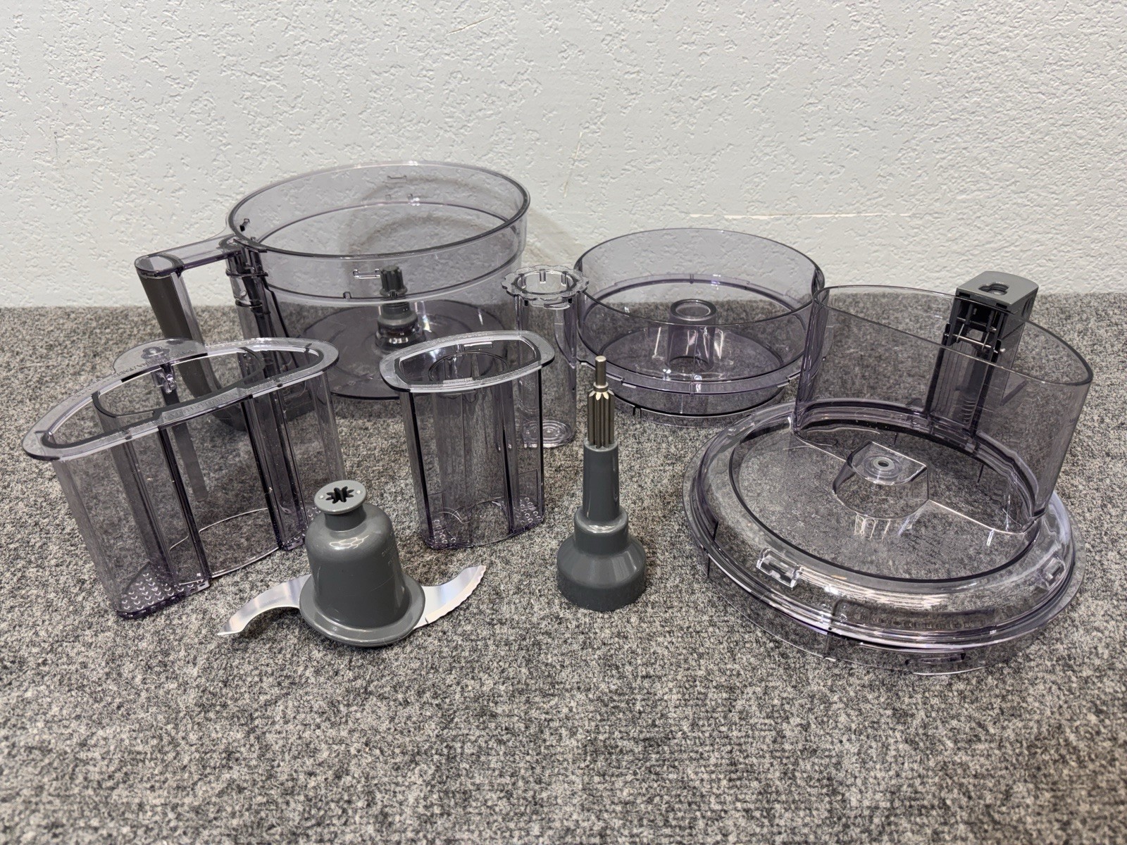 Cuisinart 8-Cup Food Processor FP-8 WORK BOWL, LID, BLADE & PUSHER Parts Used