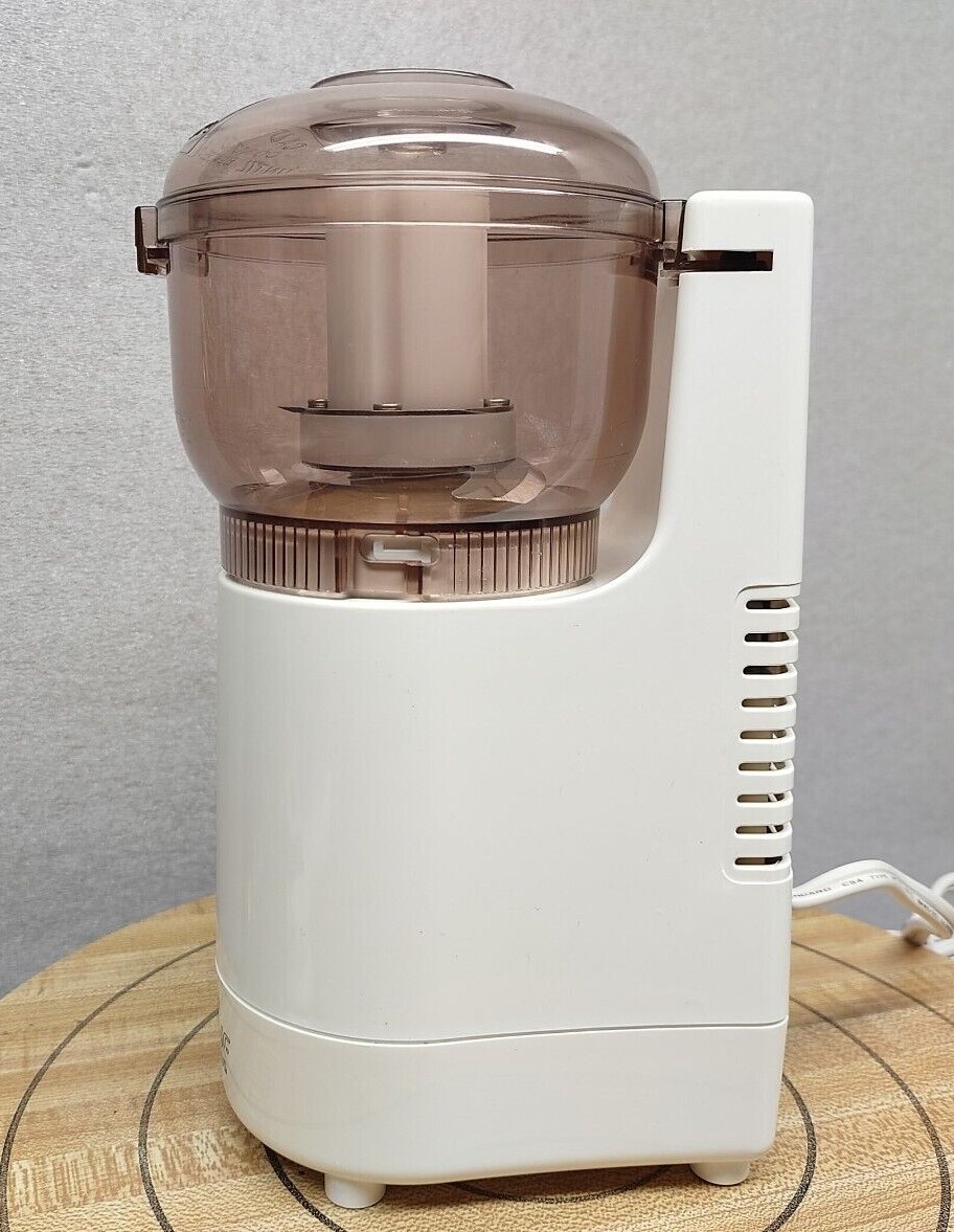 Sunbeam Oskar Jr Chopper Plus Mini Food Processor Amber Bowl