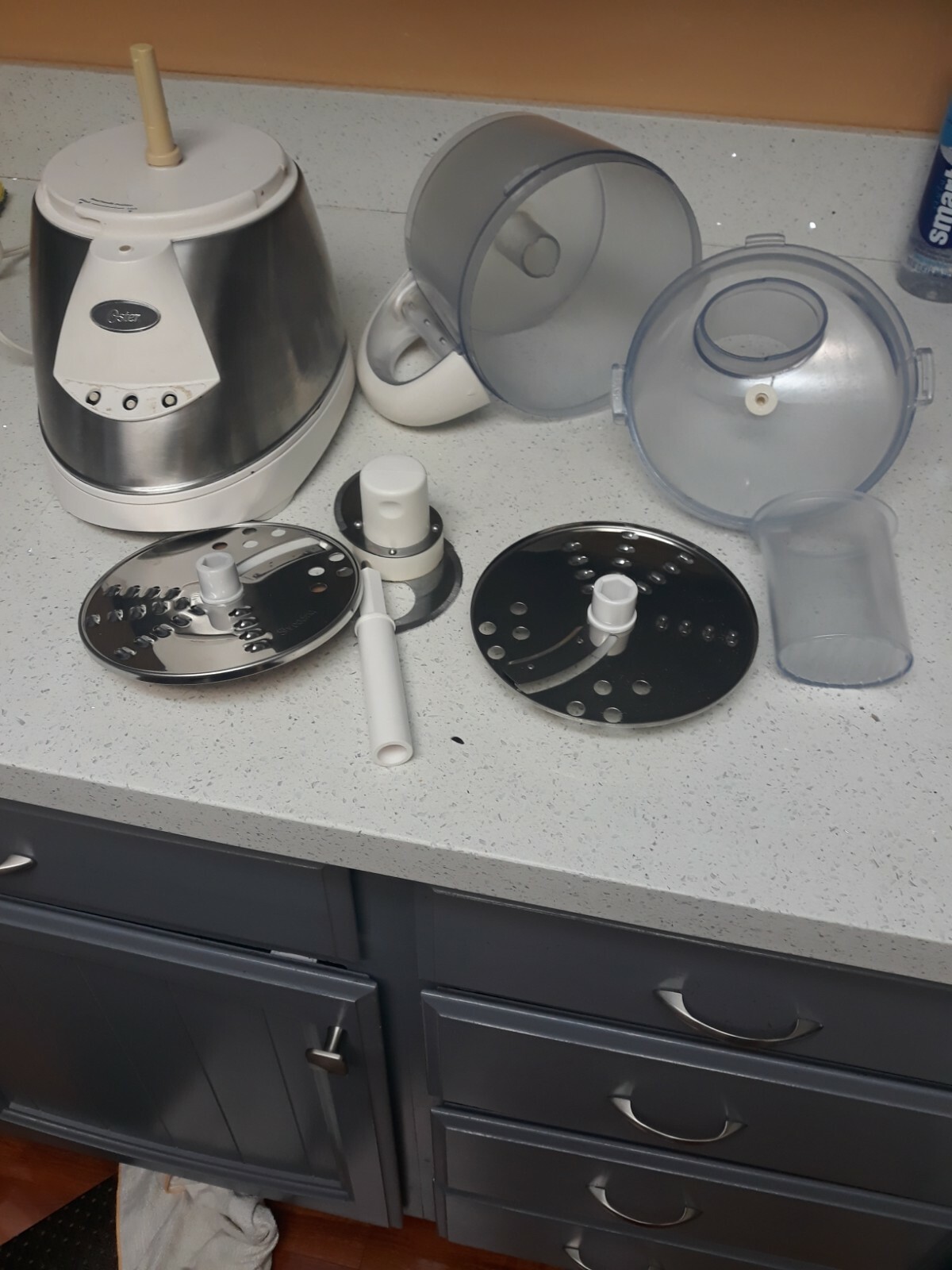 OSTER FOOD PROCESSOR Model 3200 In Nice Working Condition