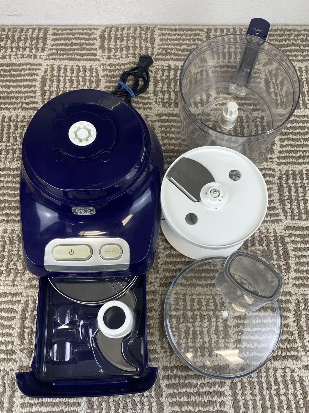 Wolfgang Puck Bistro BFPR0015 Food Processor Works Great w/ Attachments