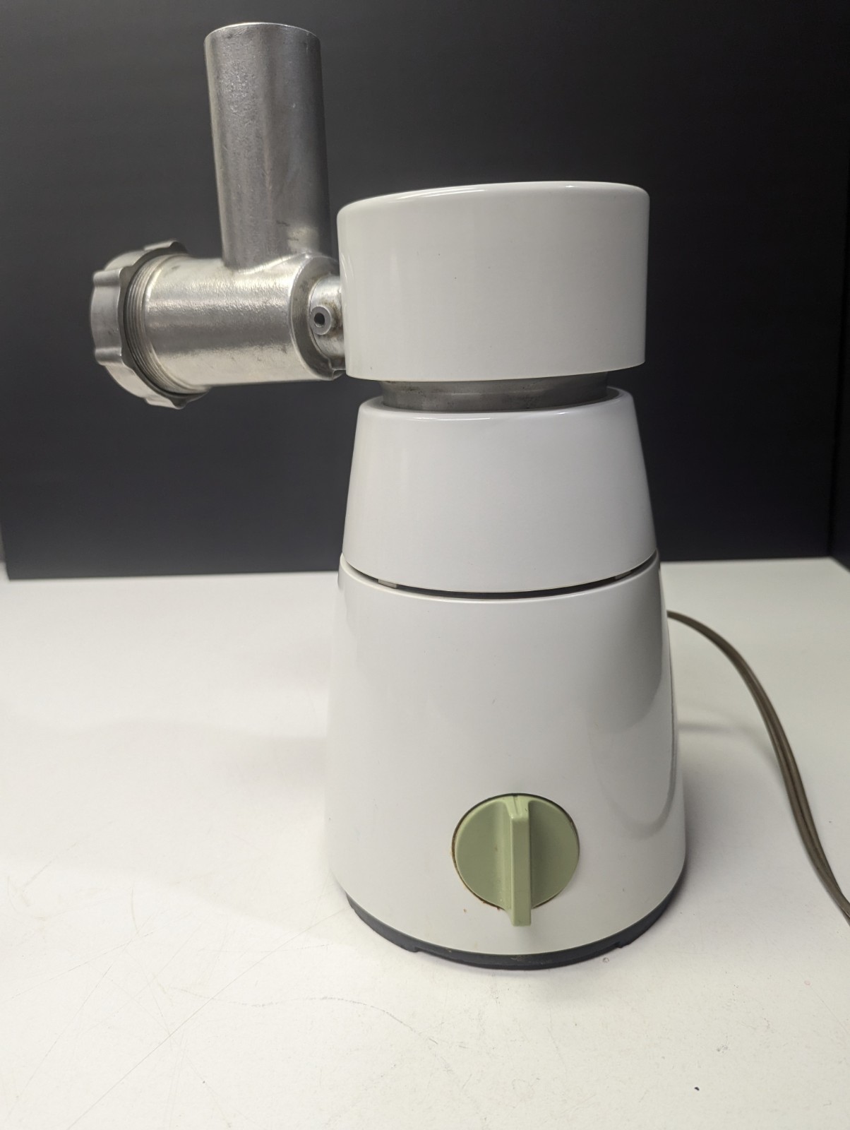 VTG BRAUN AG Early Food Processor MX32 CDN Base motor/Meat Grinder Attachment