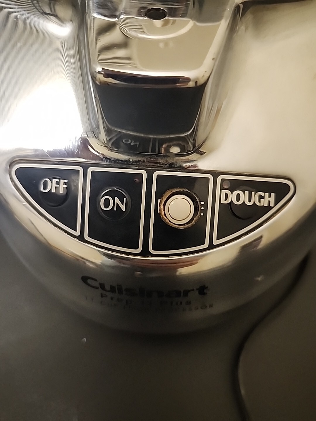 Cuisinart Custom Prep 11 Plus Food Processor Motor Base Only DLC-2011BCN Silver