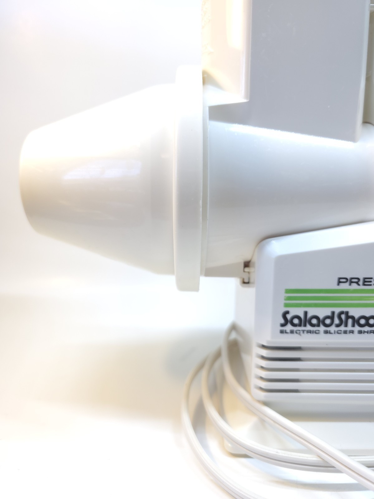 Presto Salad Shooter Professional Slicer Shredder Food Processor 4 Blade White