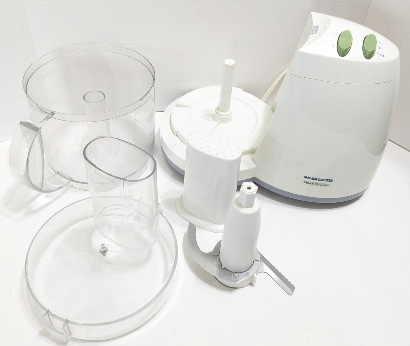 BLACK & DECKER Quick ‘N Easy Plus Full Size Food Processor FP1300 Works Great