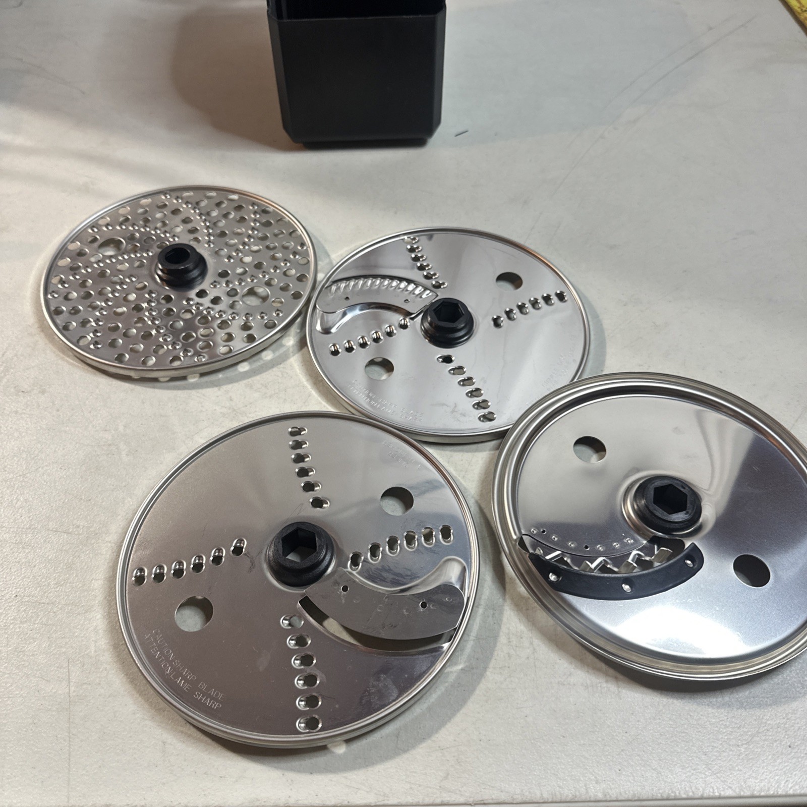 NINJA Food Processor Disc Blade SET OF 4 with Storage Box Container Used