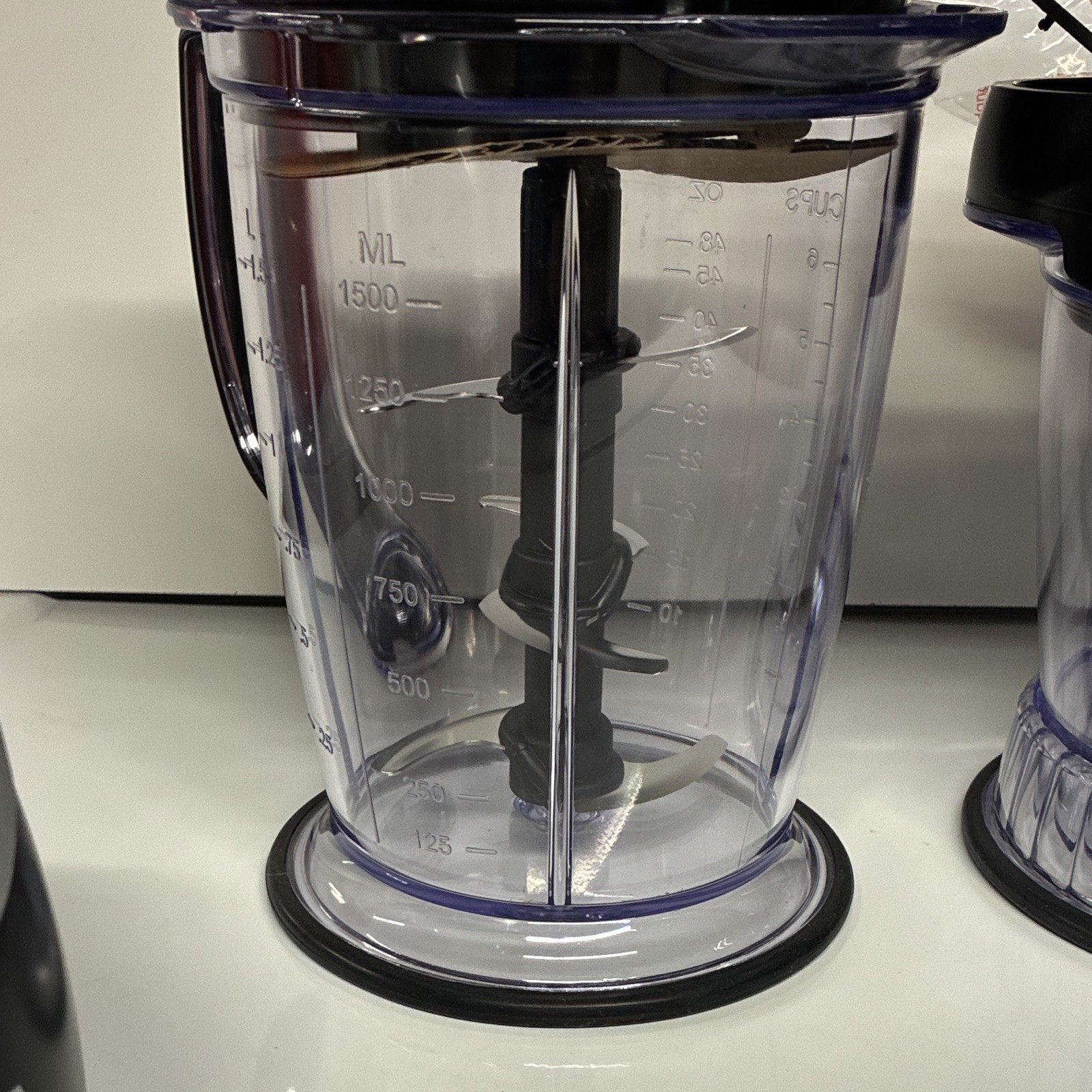 Ninja Blender / Food Processor 450W 40oz and 48oz containers and lid OPEN BOX