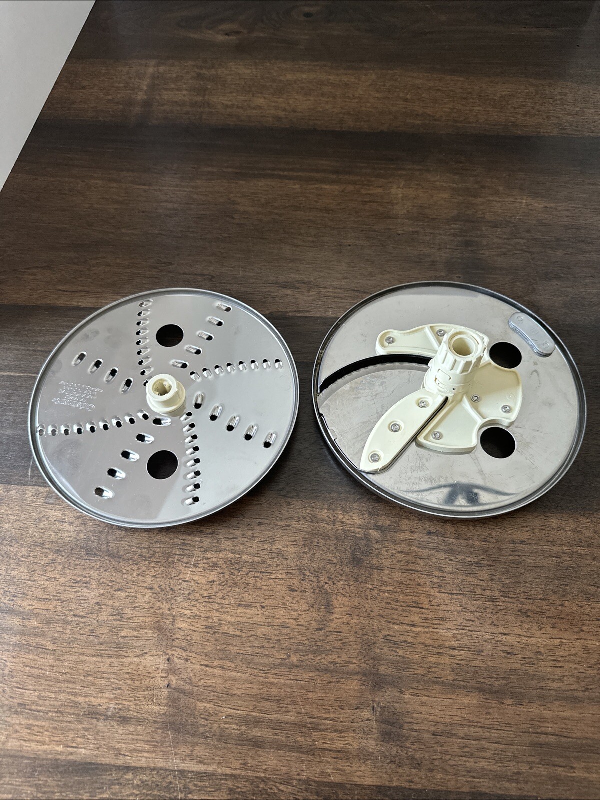 Cuisinart FP-14DC Medium Shred Disc FP-16RSD & Adjustable Slicing Disc FP-16ASD