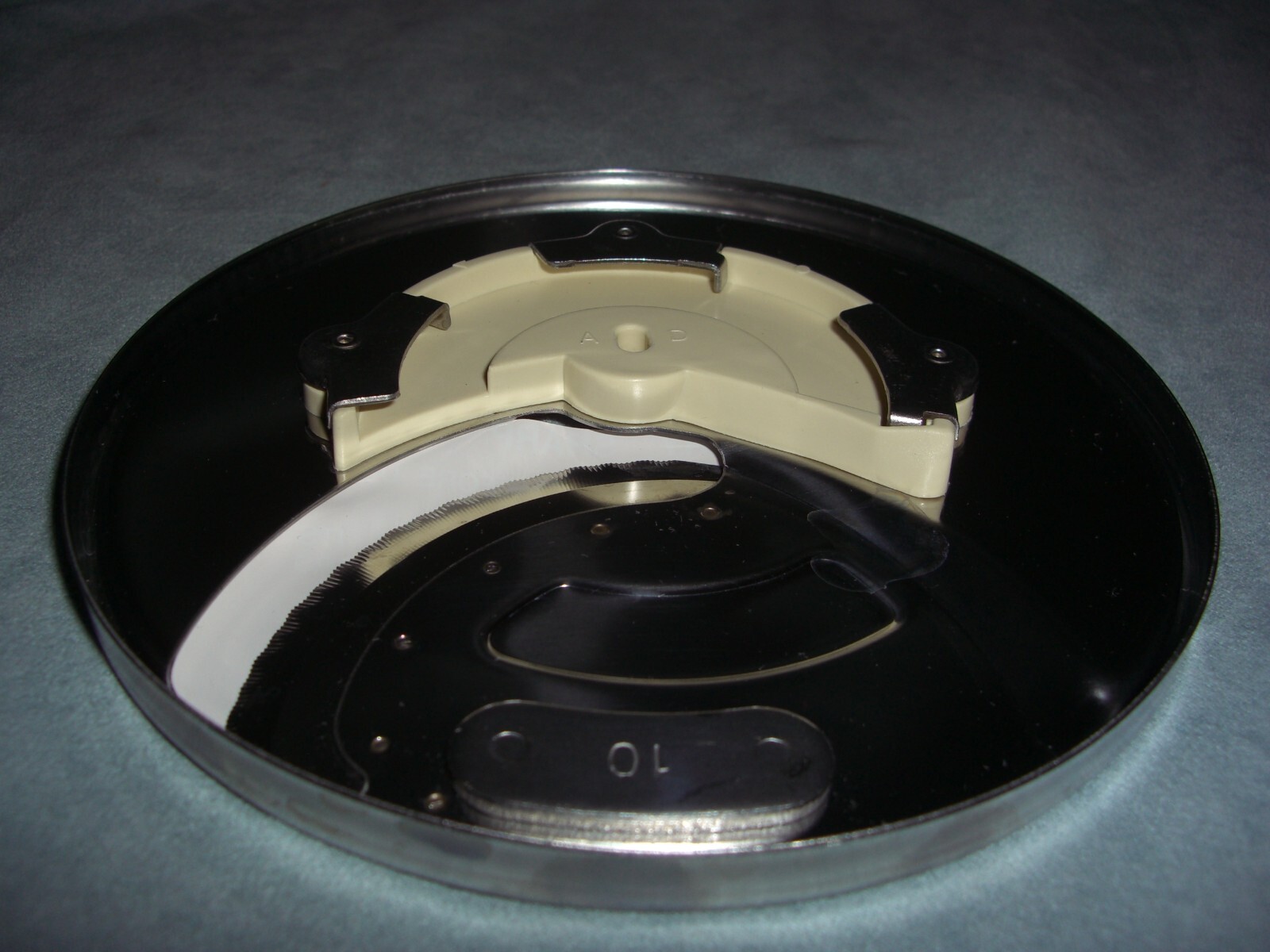 CUISINART Custom Pro 11 FOOD PROCESSOR SLICING DISC BLADE DLC-8 DLC-10 4MM ONLY