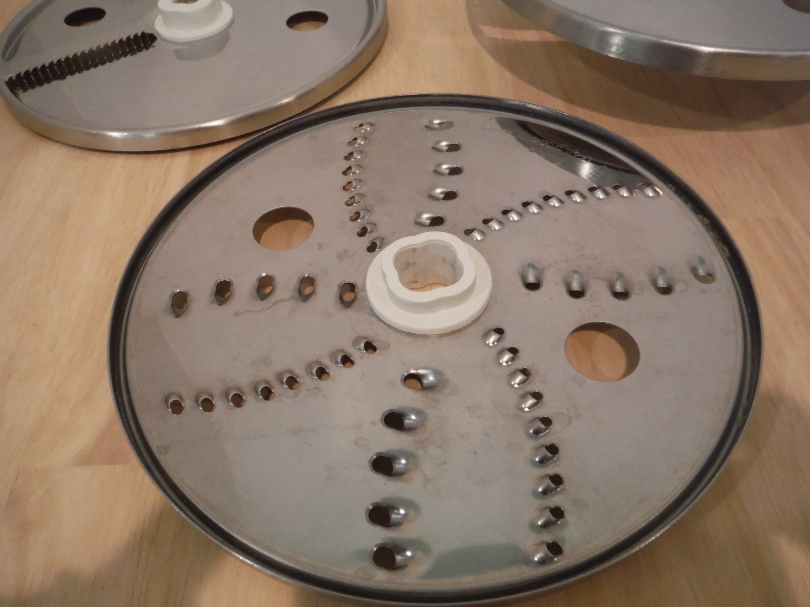 KitchenAid Food Processor Accessory Blades Discs Case Complete Kit KFP1356 Nice