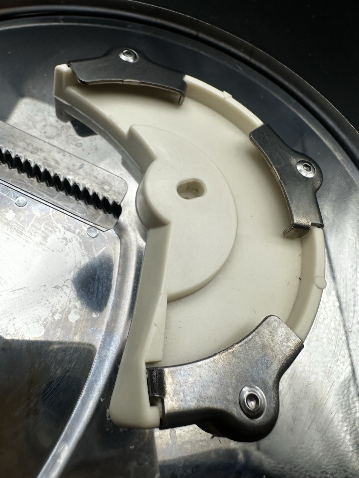 Cuisinart DLC-832 2x2mm Slicing Disc Blade for DLC-8 DLC-10 Food Processor Part