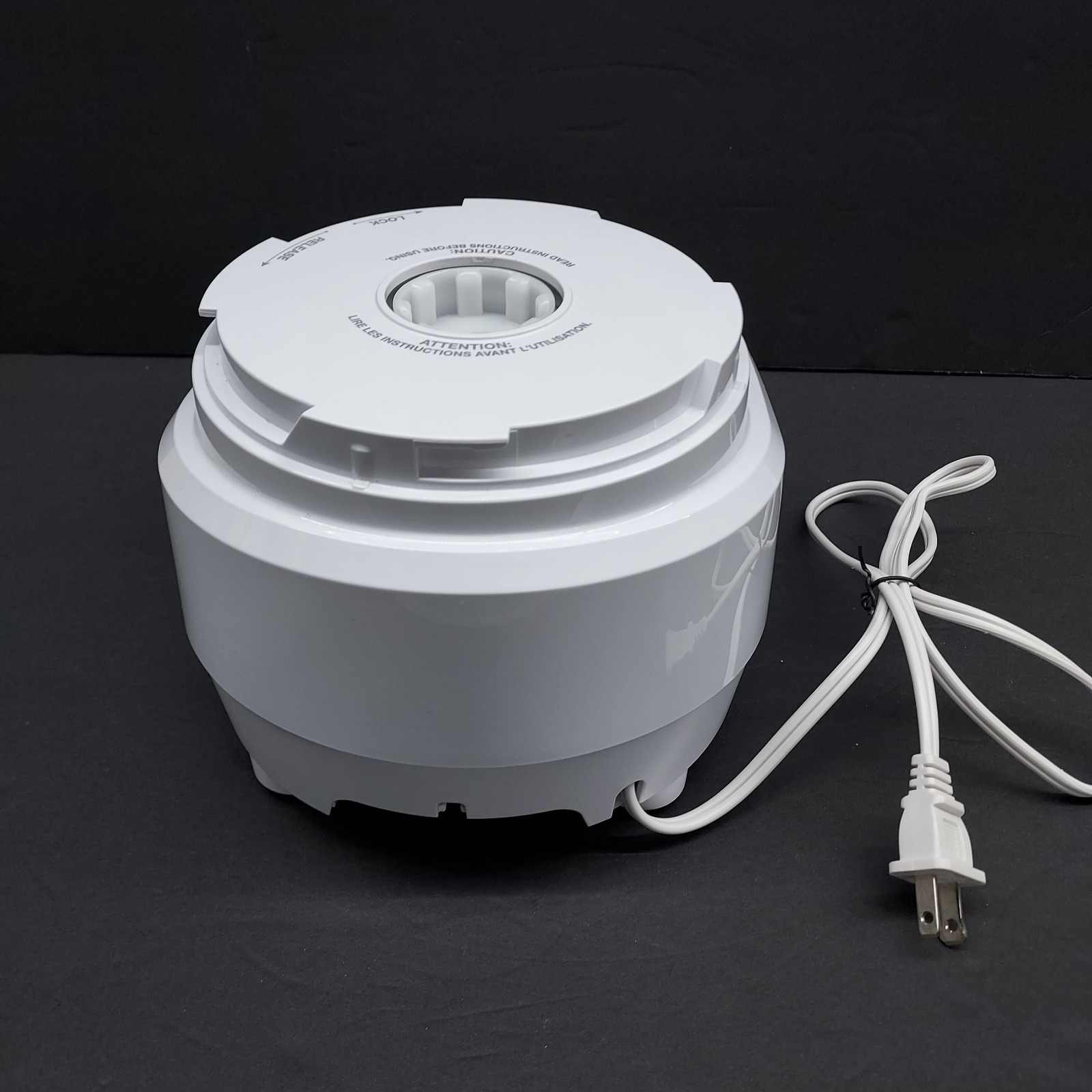 Cuisinart FP-9CF White Corded 9-Cup Full-Size Food Processor Motor Base Only
