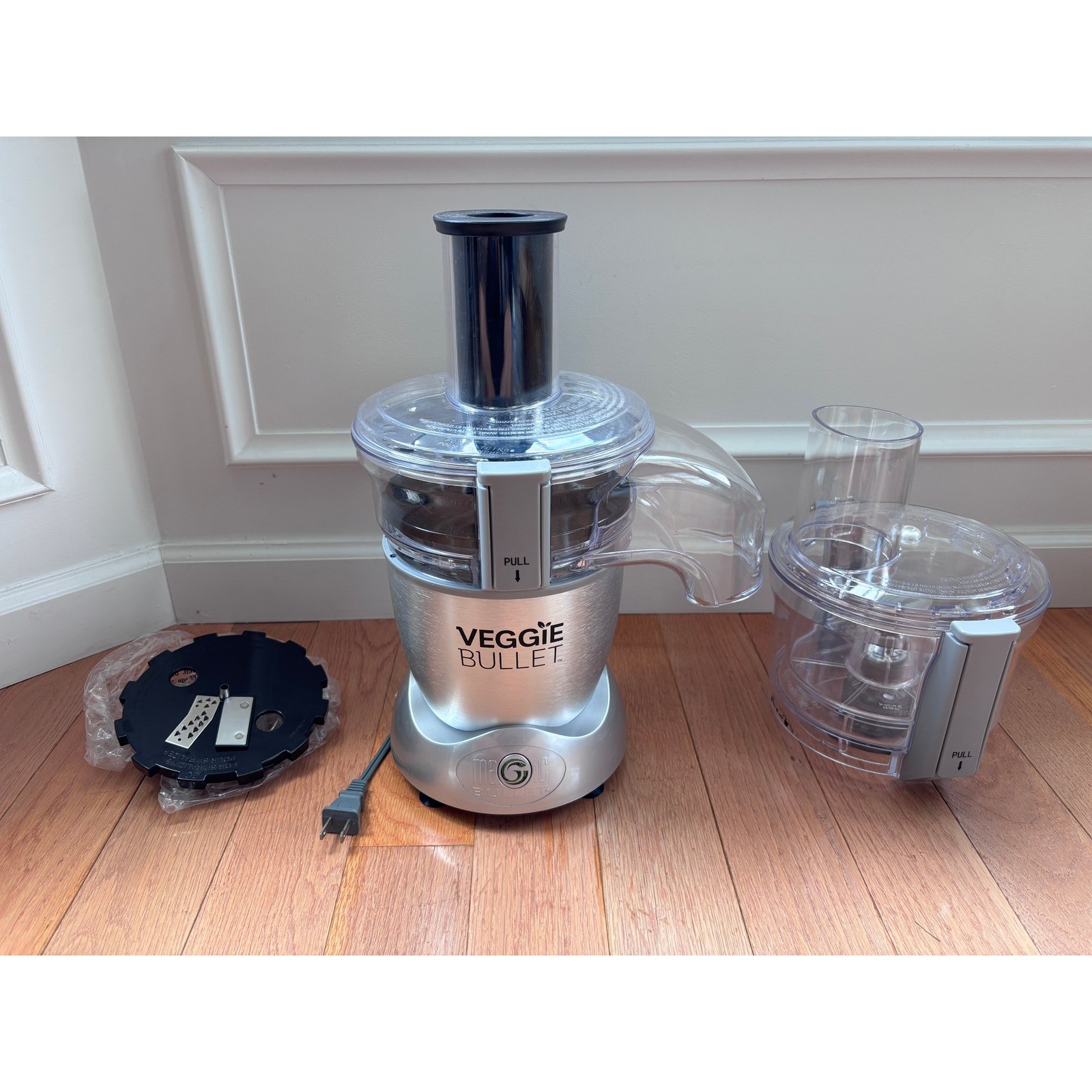 Magic Bullet Veggie Bullet Electric Spiralizer Slicer Shredder Silver VBR-1001