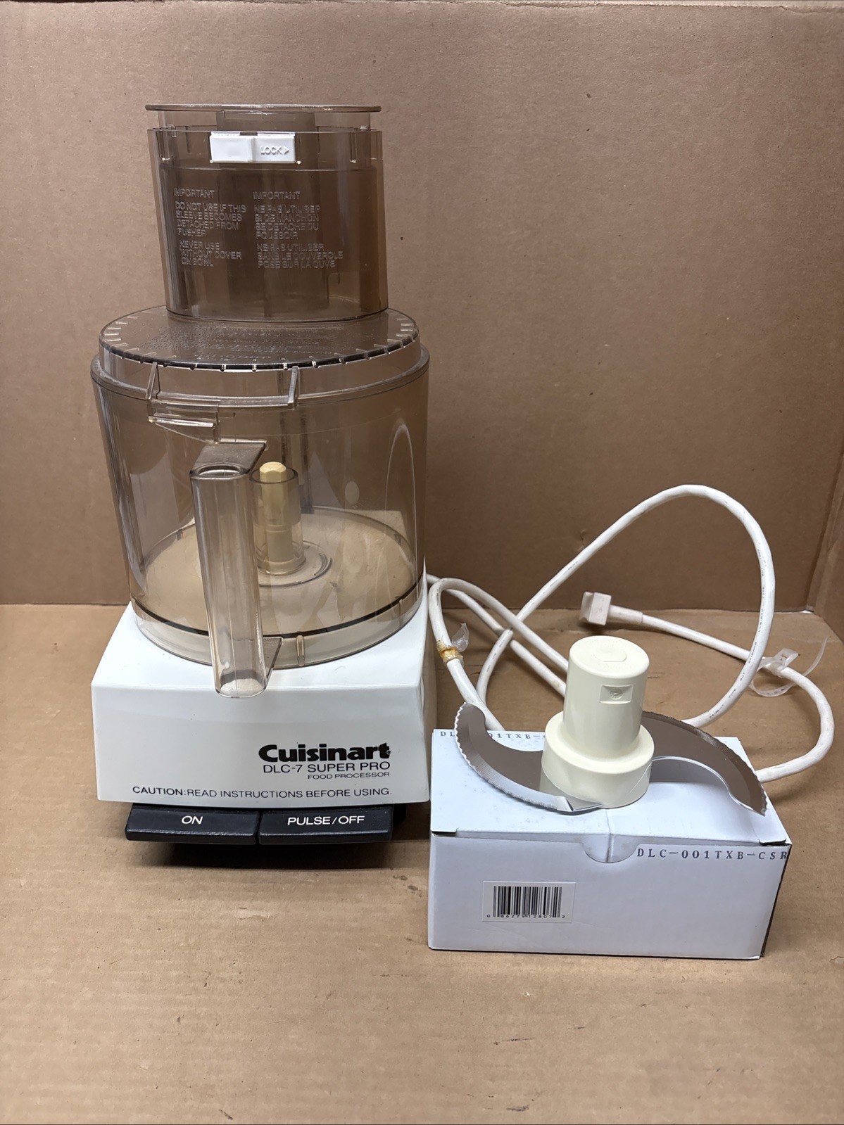 Cuisinart Model DLC-7 Pro 14 Cup Food Processor, new non-rivet blade