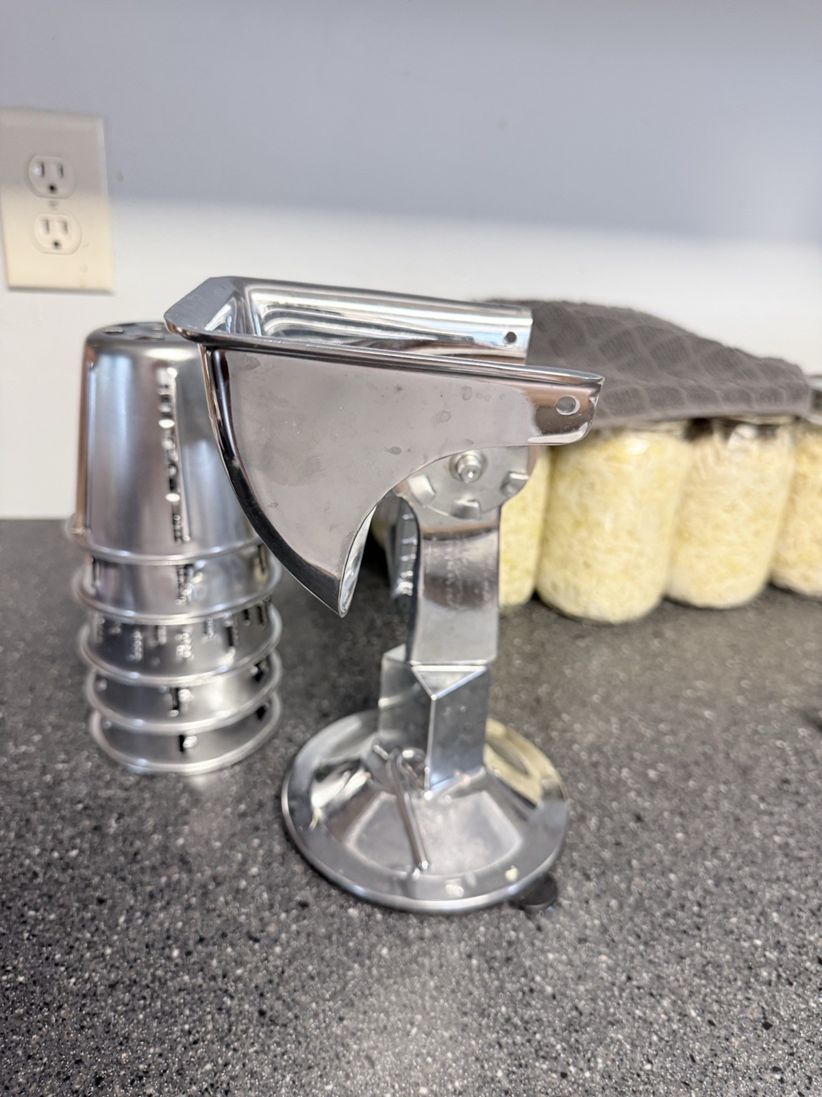 King Kutter Healthy Gourmet Manual Kitchen Cutter Food Processor w/ 4 Cones