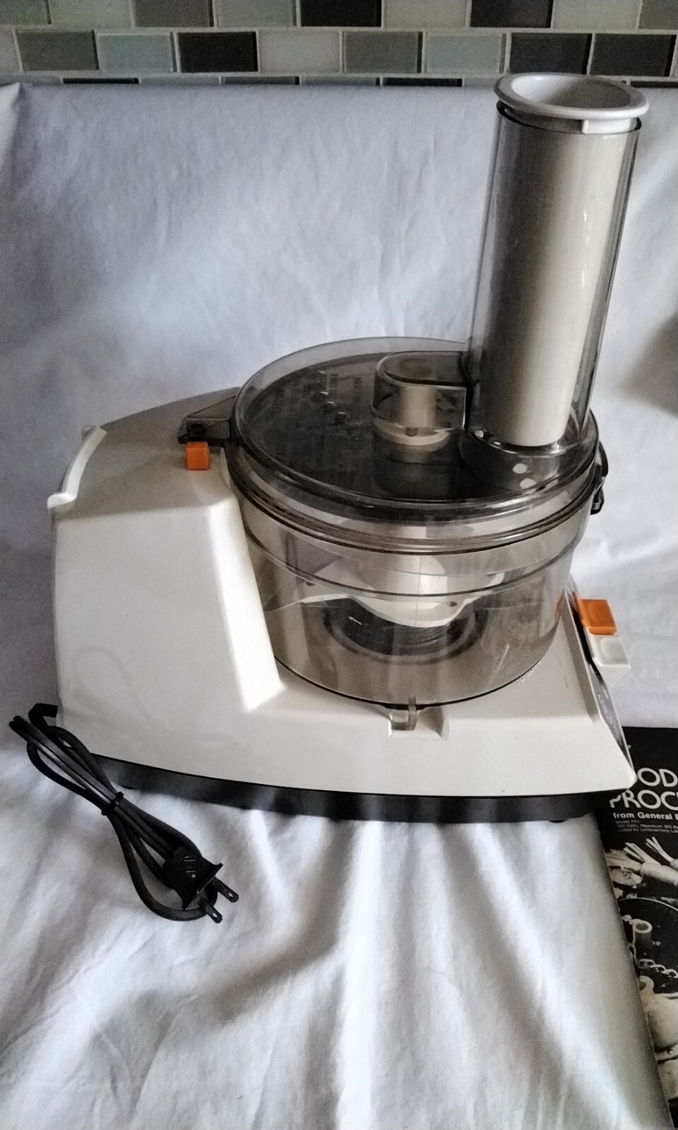 Vintage General Electric Food Processor D5FP1 Max 360 Watts 120V Chooper Slicer