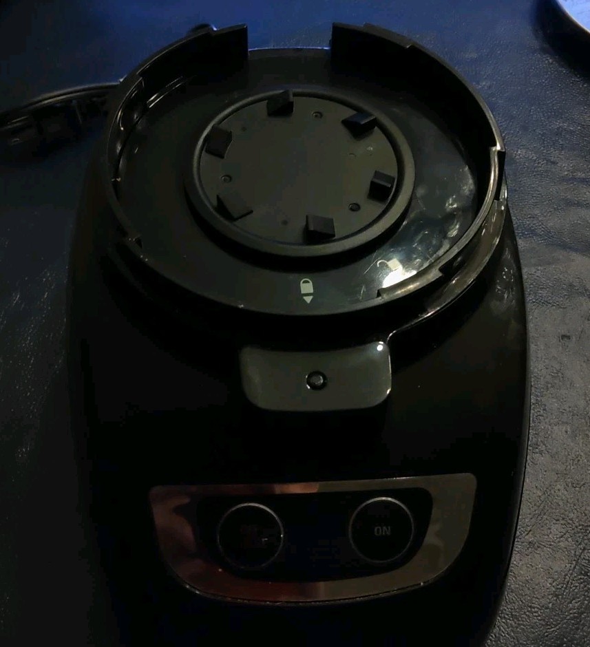 Black & Decker Food Processor Motor Base Replacement Part FP1700B 8C