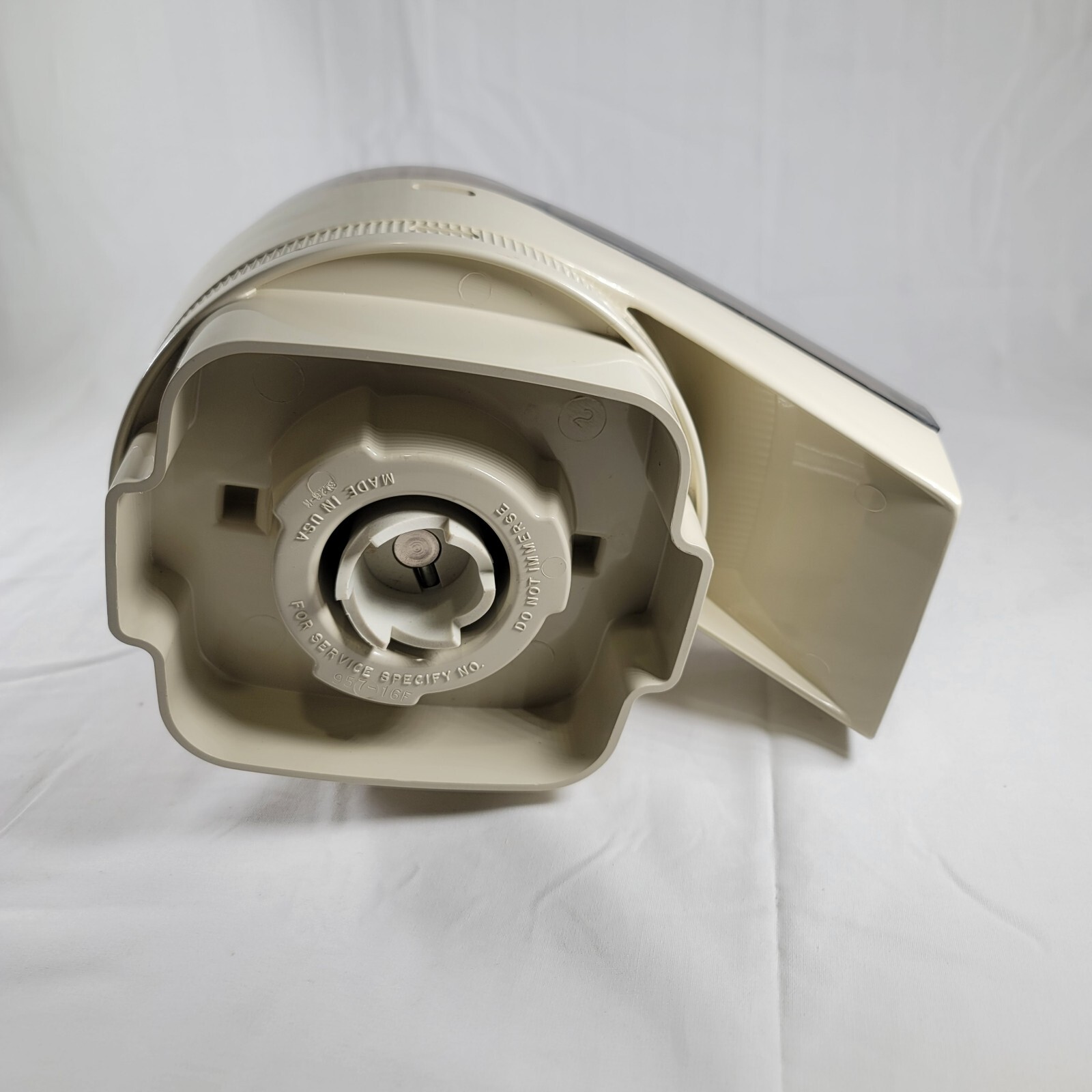 Oster Regency Kitchen Center Food Processor Replacement Parts: BASE+LID 957-18F