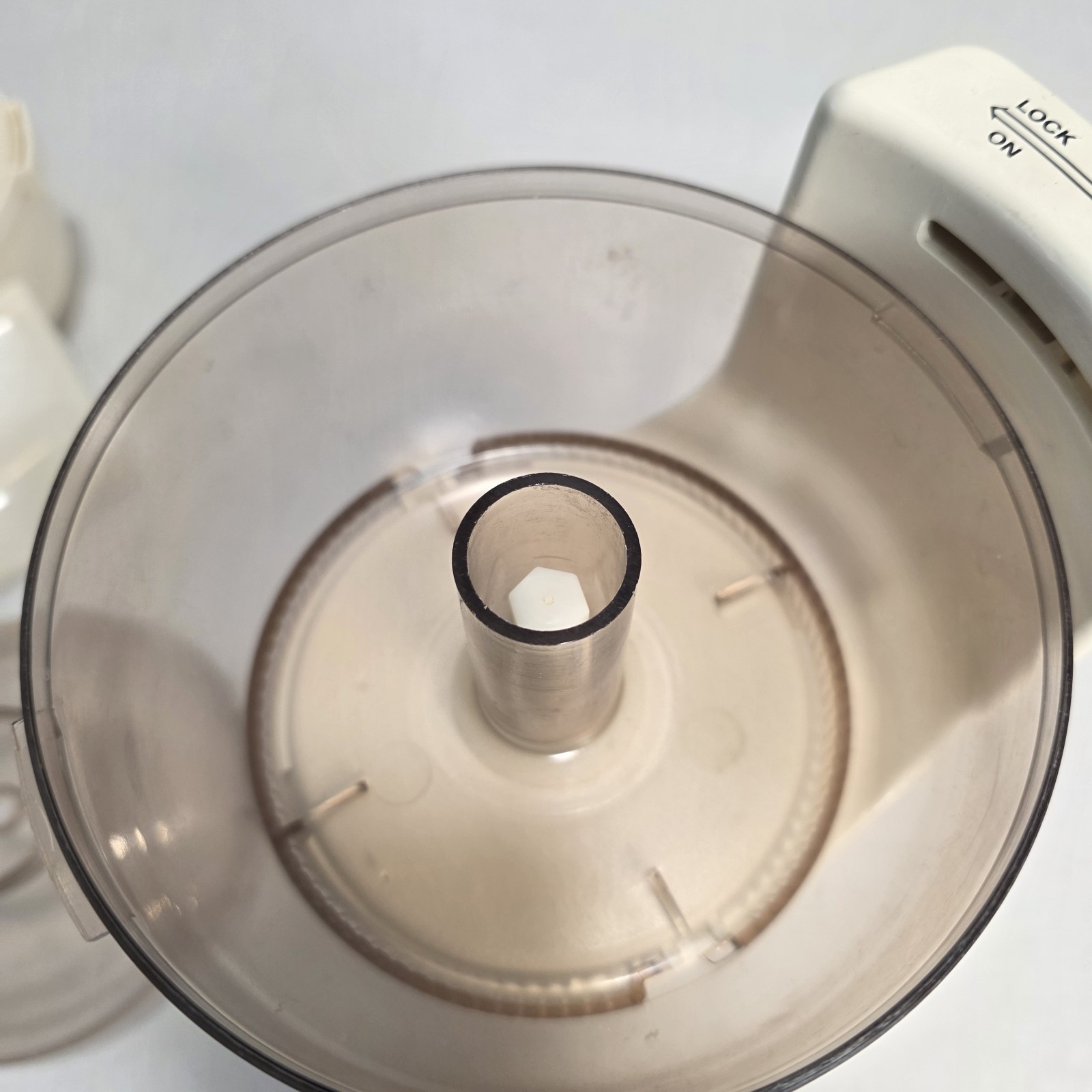 Sunbeam OSKAR Electric Food Processor Model 14081 Slicer Chopper France 1980’s