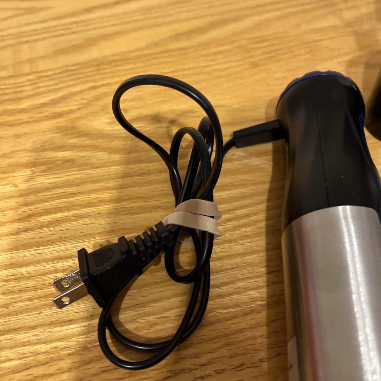 SOKANY 4-IN-1 Dishwasher Safe Hand Blender 110V, 50/60HZ, 1000w Motorboat Whisk