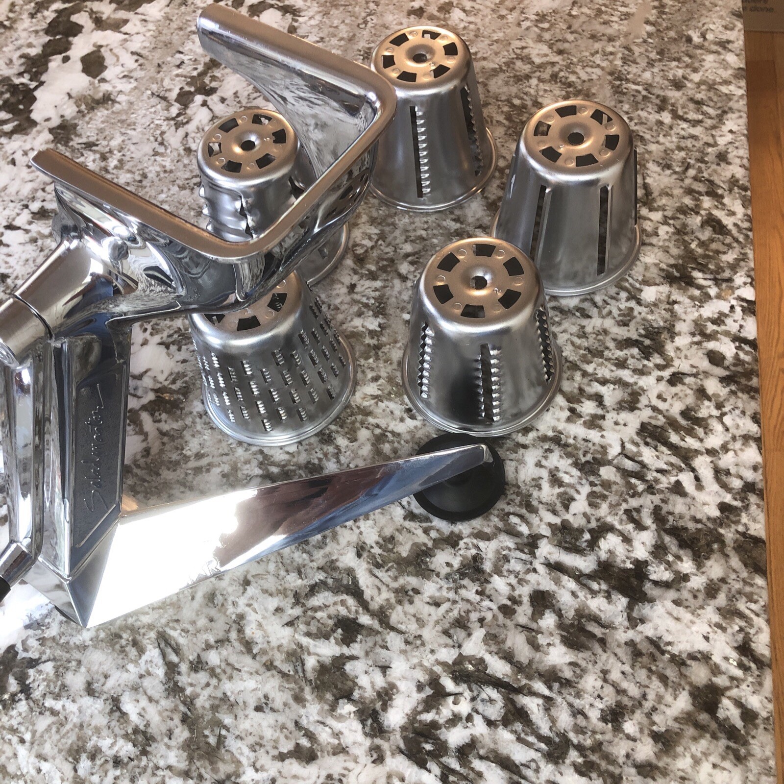 SALADMASTER Five Star Food Processor Slicer Shredder Machine w/ 5 Cones