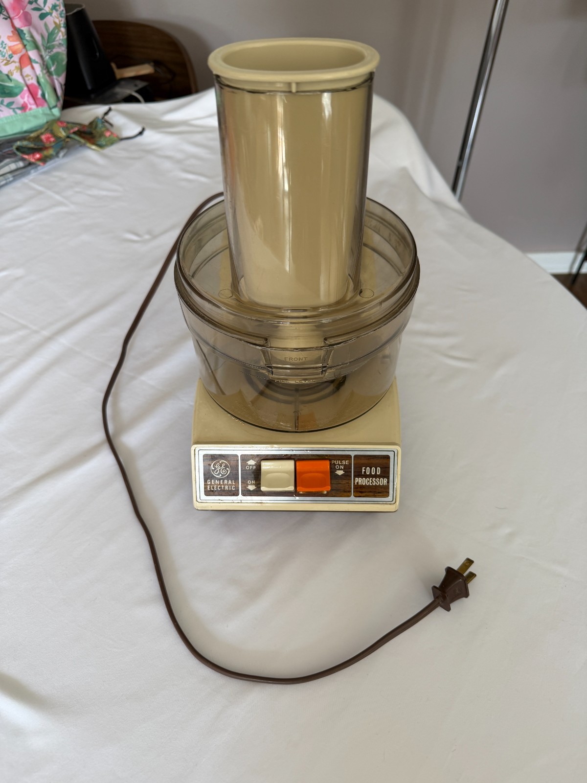 GE General Electric D2FP1B Vintage Food Processor Tested and Working