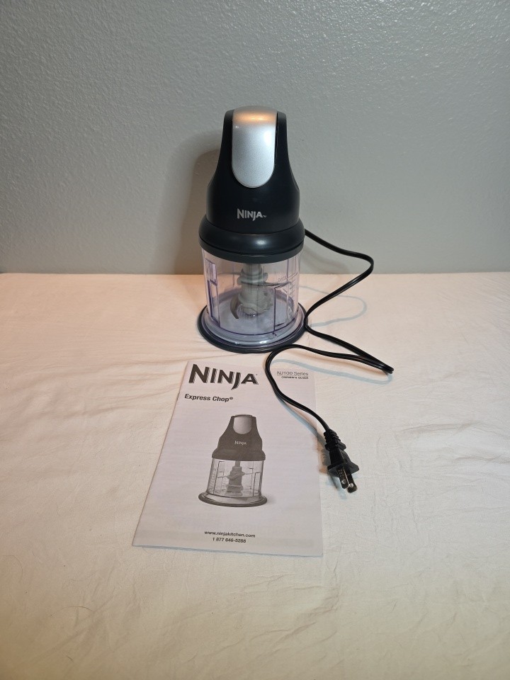 NINJA EXPRESS CHOP – FOOD PROCESSOR Tested, 4 Blade, 16 Oz,NJ100 Series w/Manual