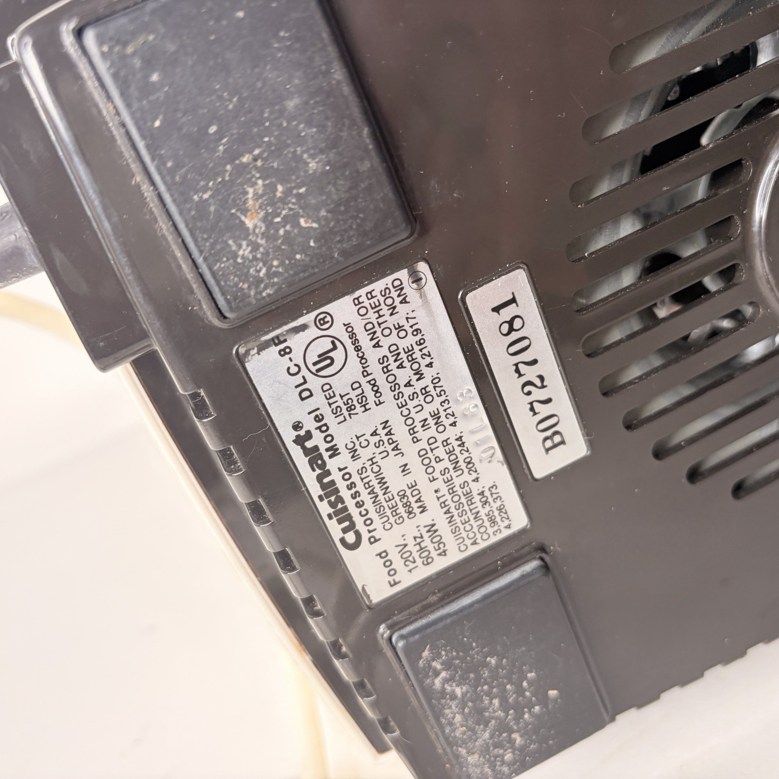 Cuisinart DLC-10 DLC-8F Food Processor Base Motor For Parts DOES NOT TURN ON