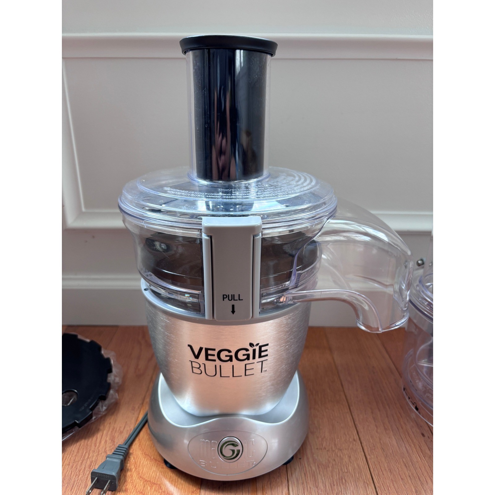 Magic Bullet Veggie Bullet Electric Spiralizer Slicer Shredder Silver VBR-1001