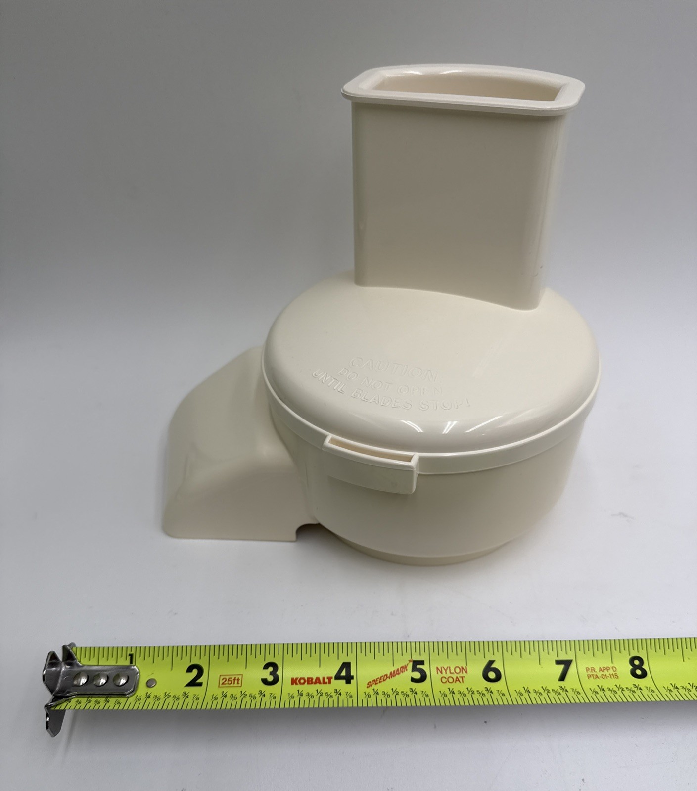 Sunbeam Model 14181 Oskar Food Processor Replacement Part Lid Shute & Pusher