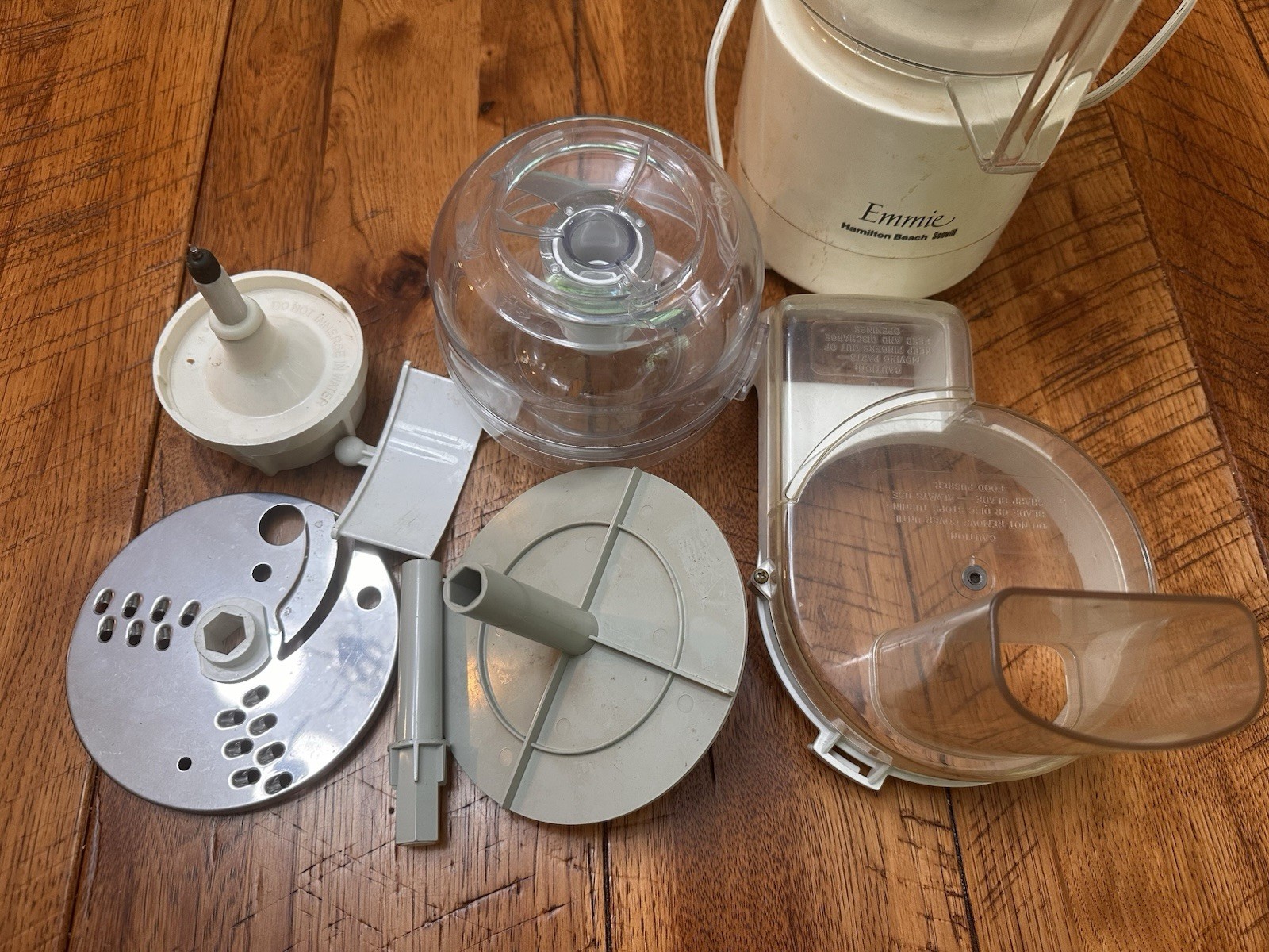 Hamilton Beach Emmie Compact Food Processor Model 544
