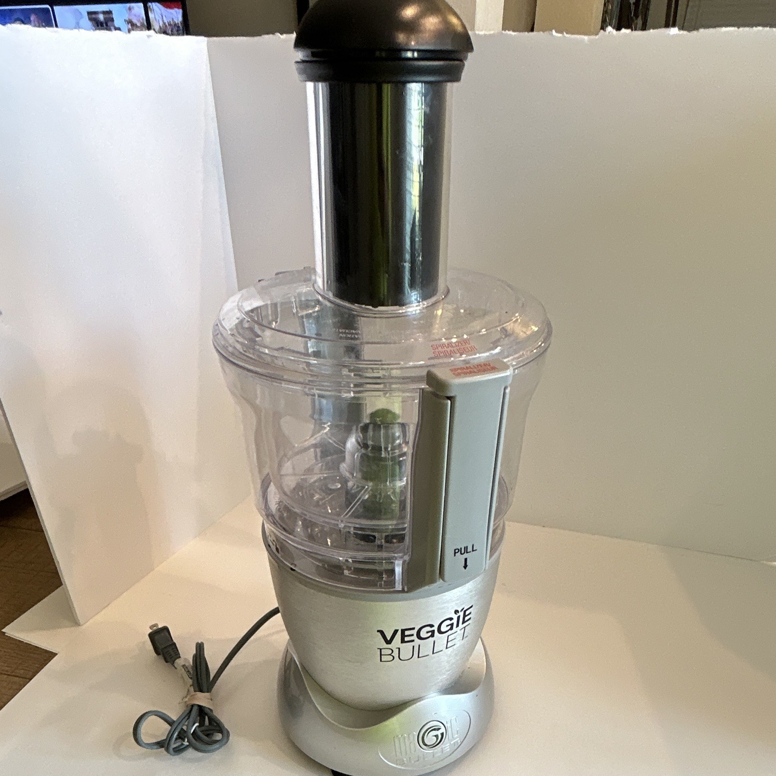 Veggie Bullet VB-102 350W Spiralizing Food Processor 8.5 Cup Silver Set