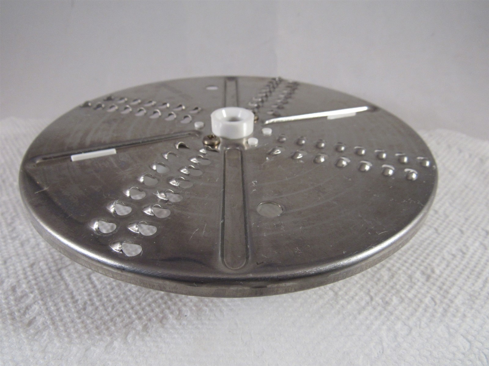 PART OSTER FOOD CRAFTER 341-16A SHREDDER DISC BLADE USED