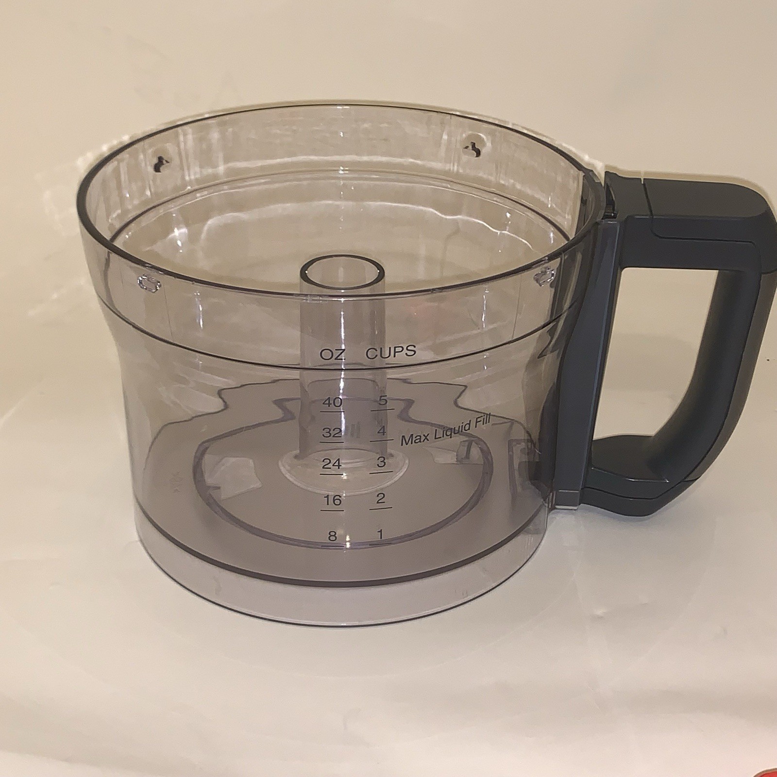 Cuisinart OEM Replacement Food Processor 8 Cup Work Bowl Part FP-8GMWB EUC