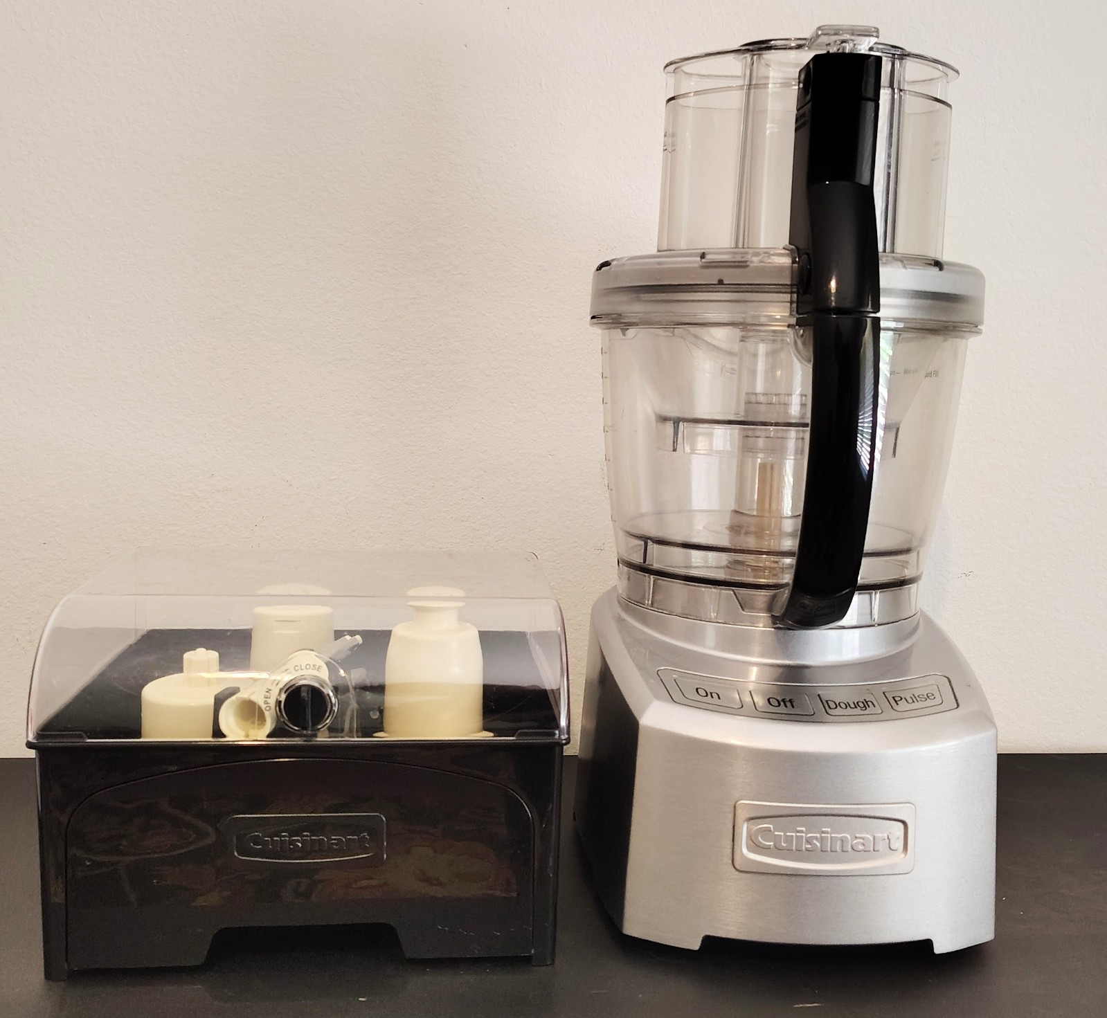CUISINART Elite Diecast FP-16DC Elite 16 Cup Food Processor with Accessories