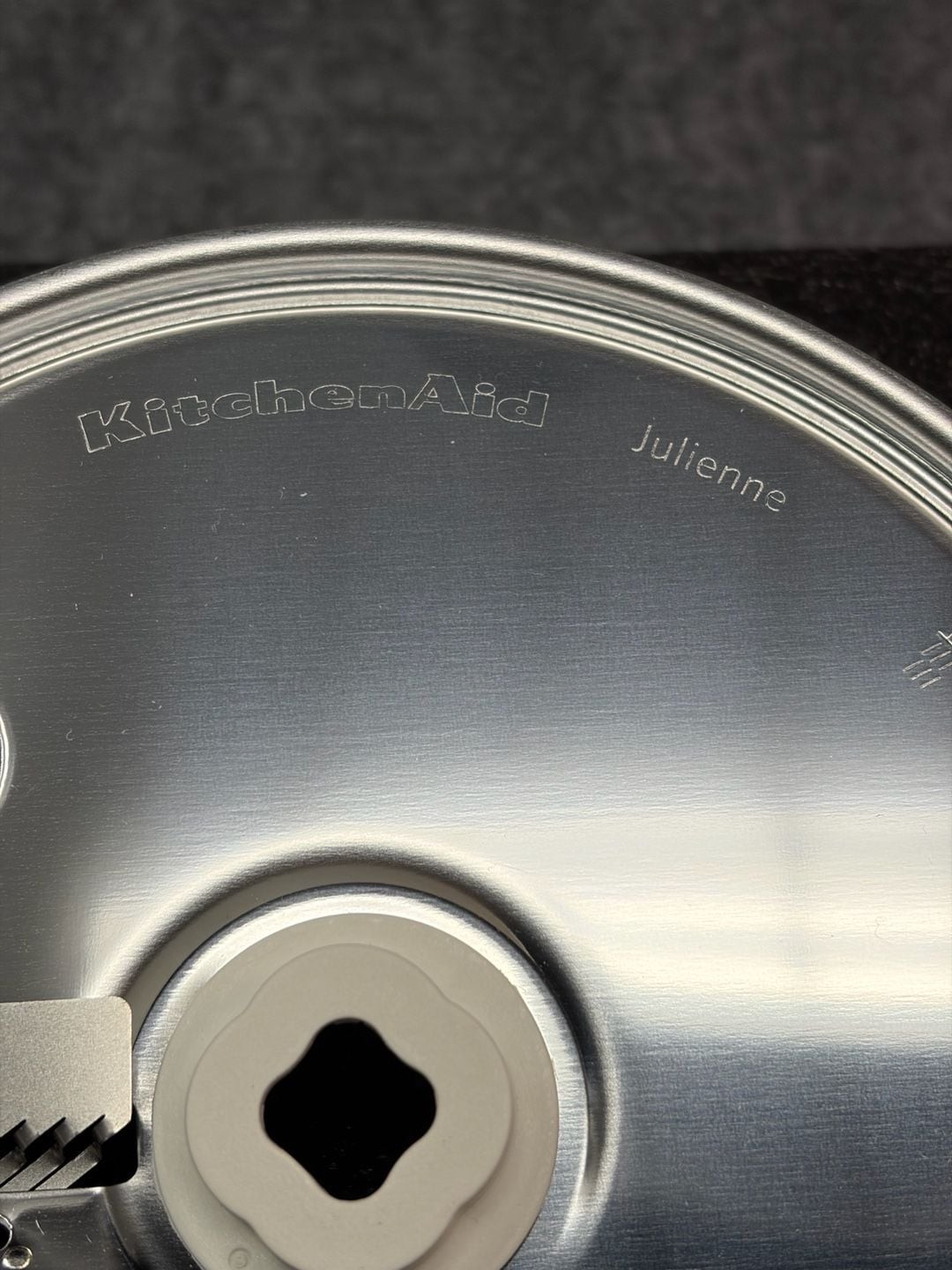 KitchenAid Processor 3-Disc Set: Adjustable Slicing, Julienne Shredding W/ Case