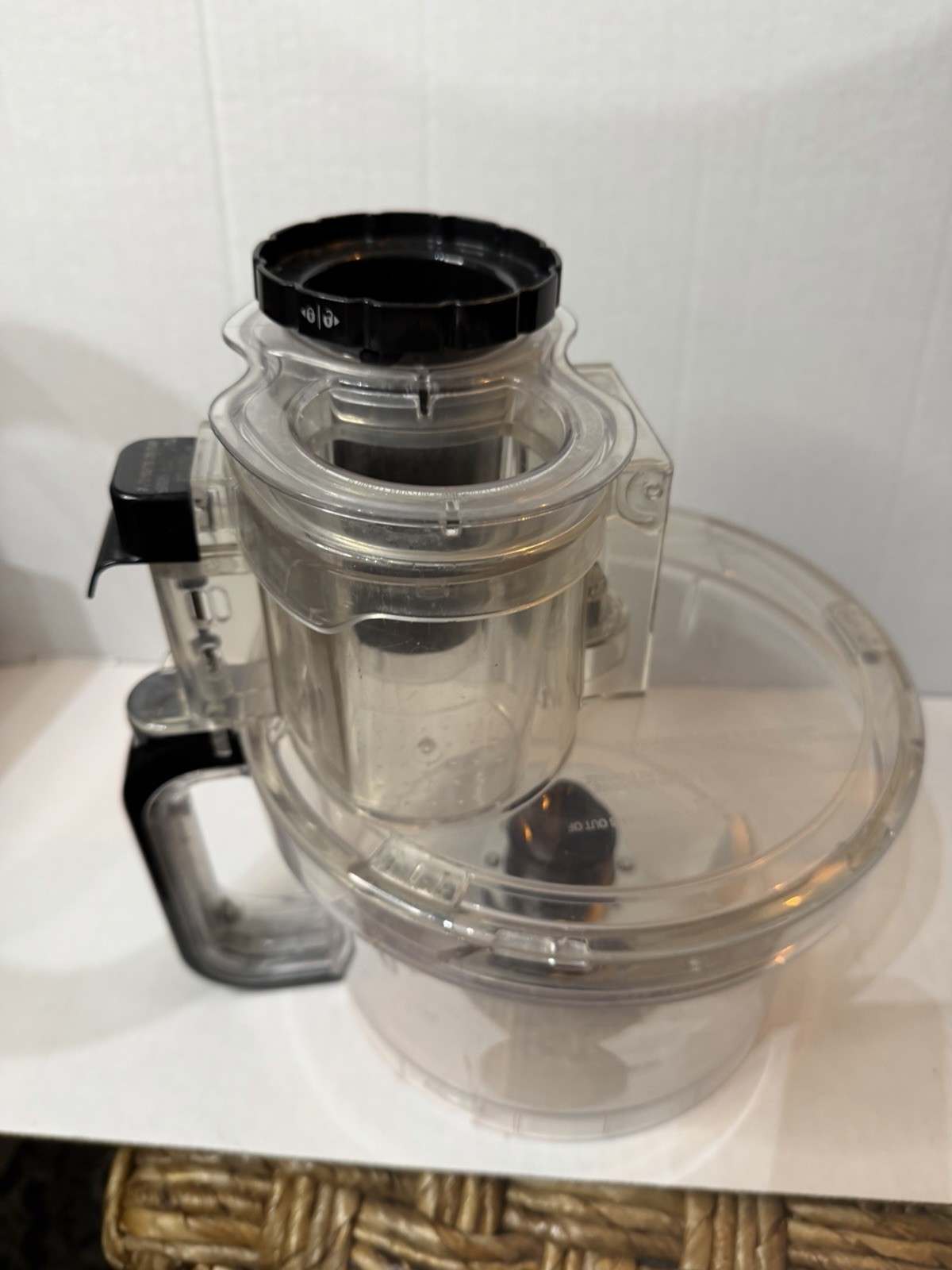 Hamilton Beach Big Mouth Food Processor 12 cup Bowl, Lid, Pushers FP17