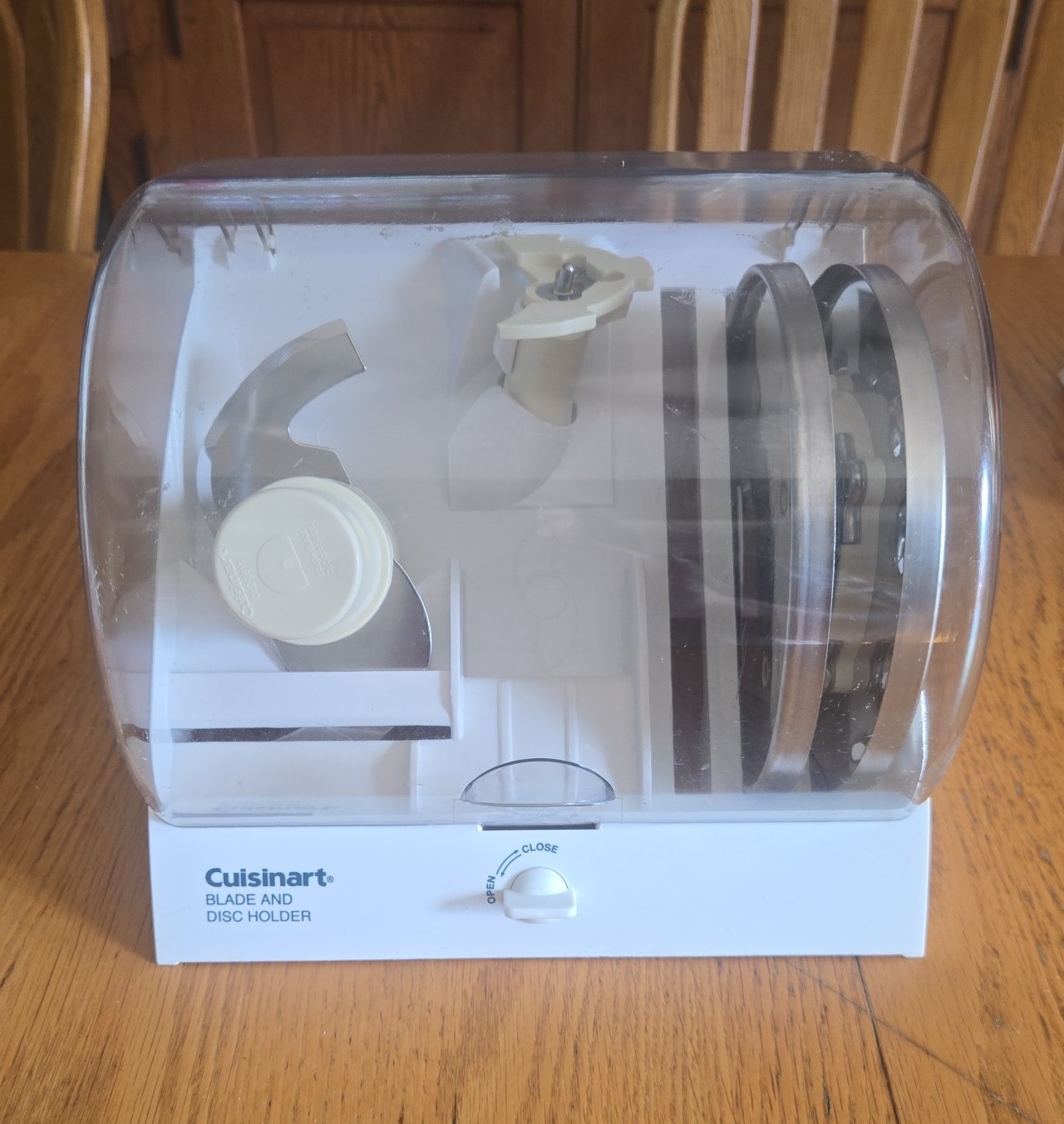 Cuisinart blade and disc holder