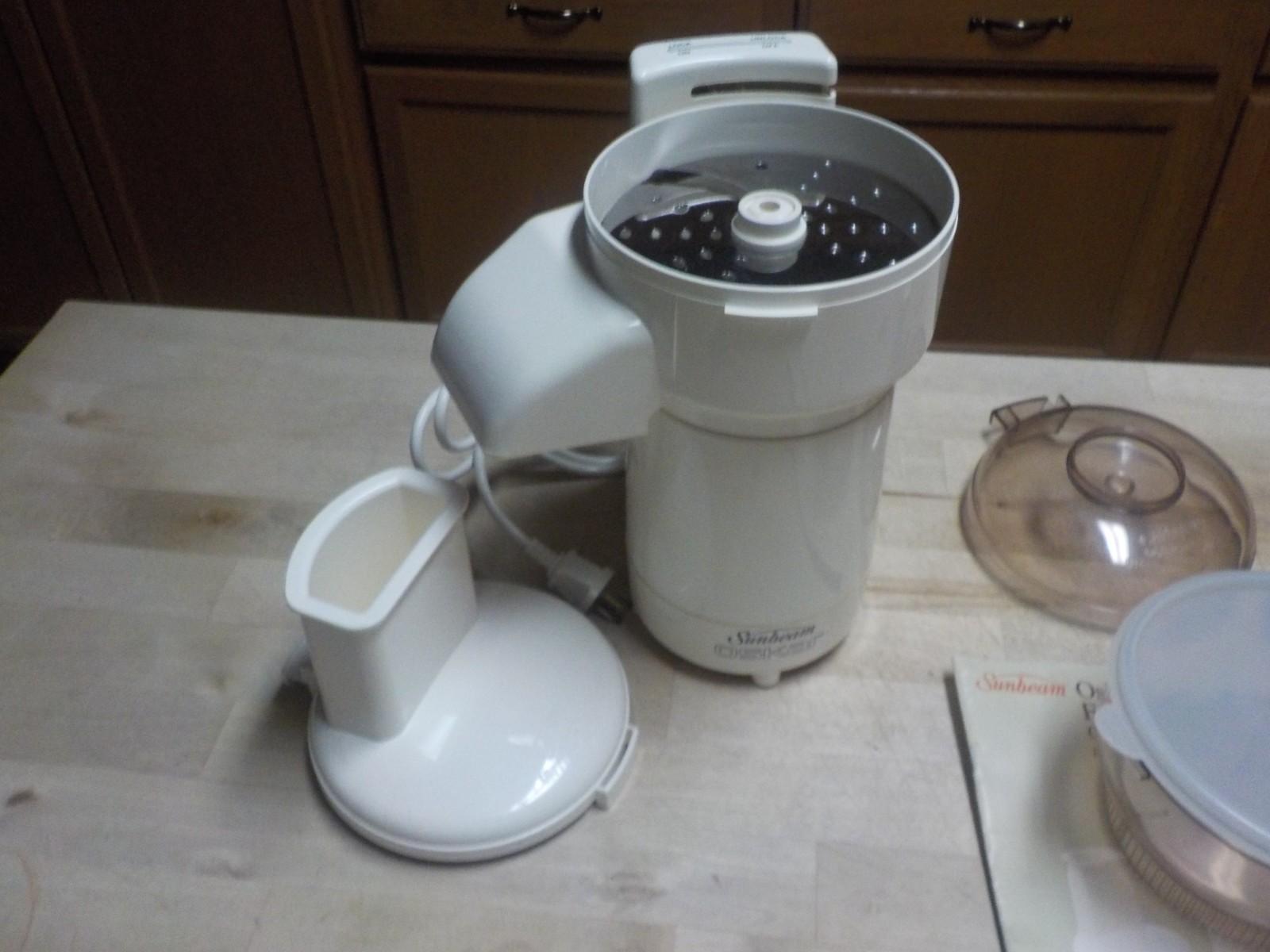Vintage Sunbeam Oskar Food Processor 14081 Made in France Works! w/Recipe-Manual